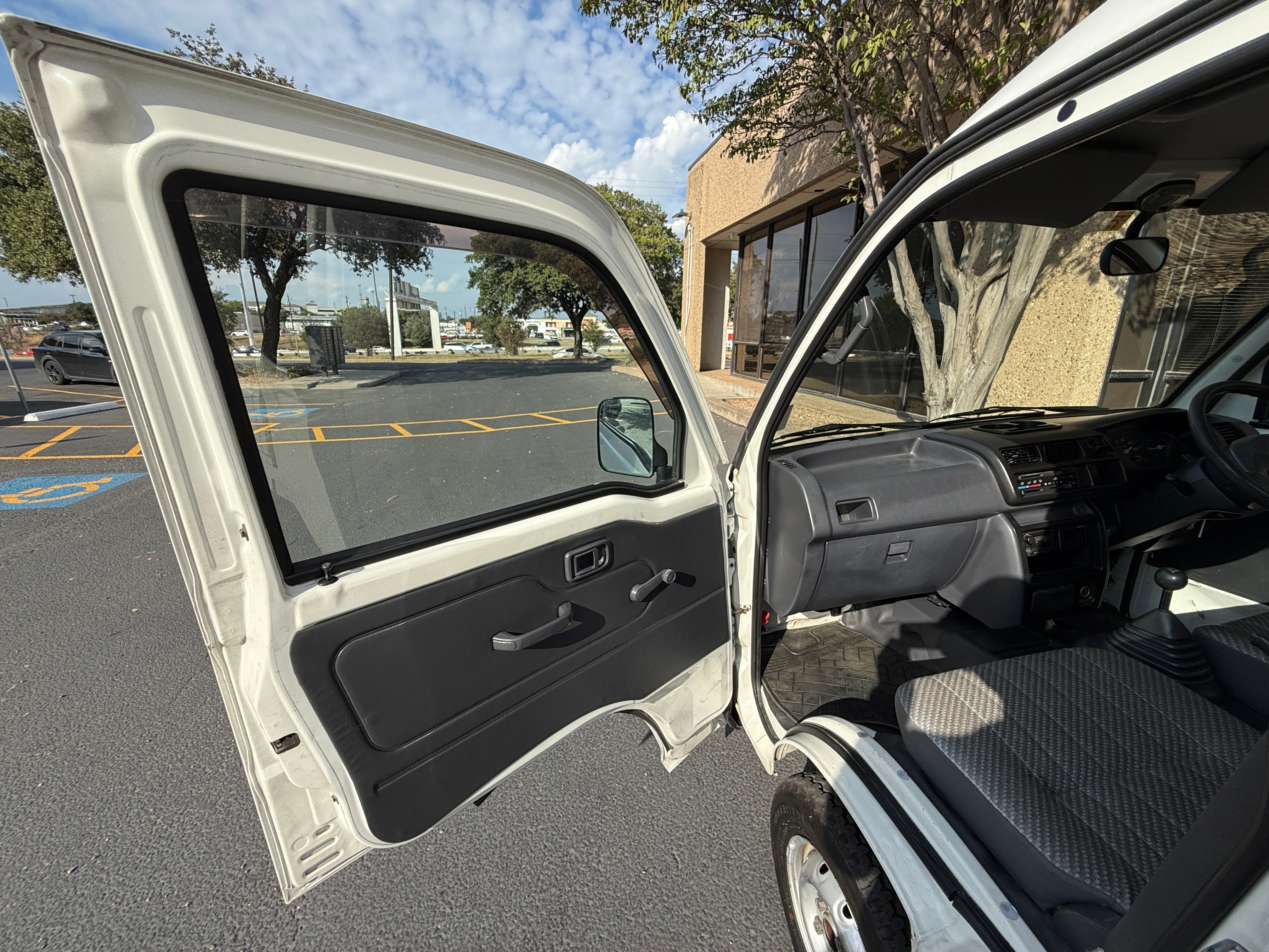 1996 Mitsubishi Jumbocab *SOLD*