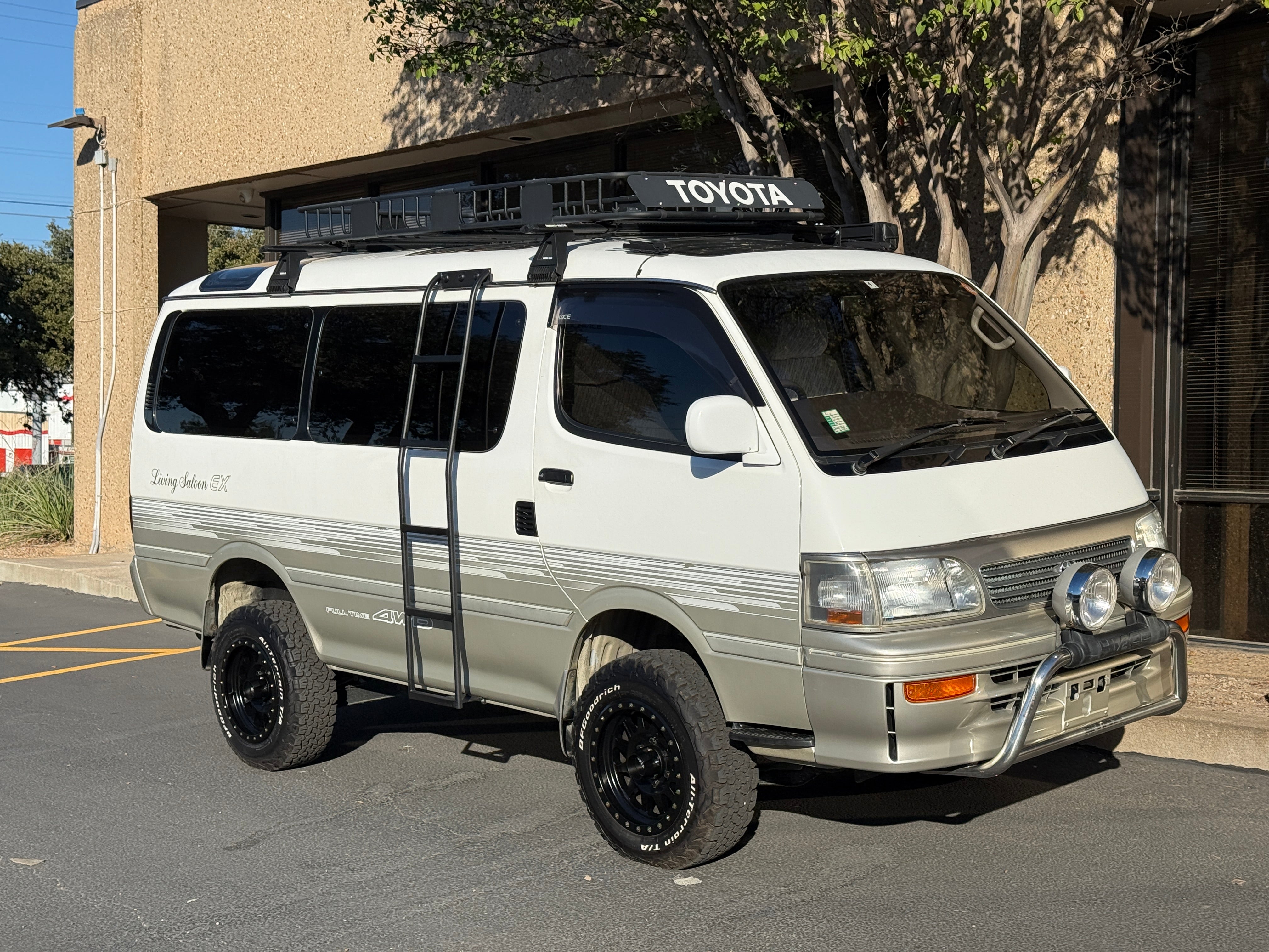1996 Toyota Hiace Super Custom Diesel 4x4 *SOLD*