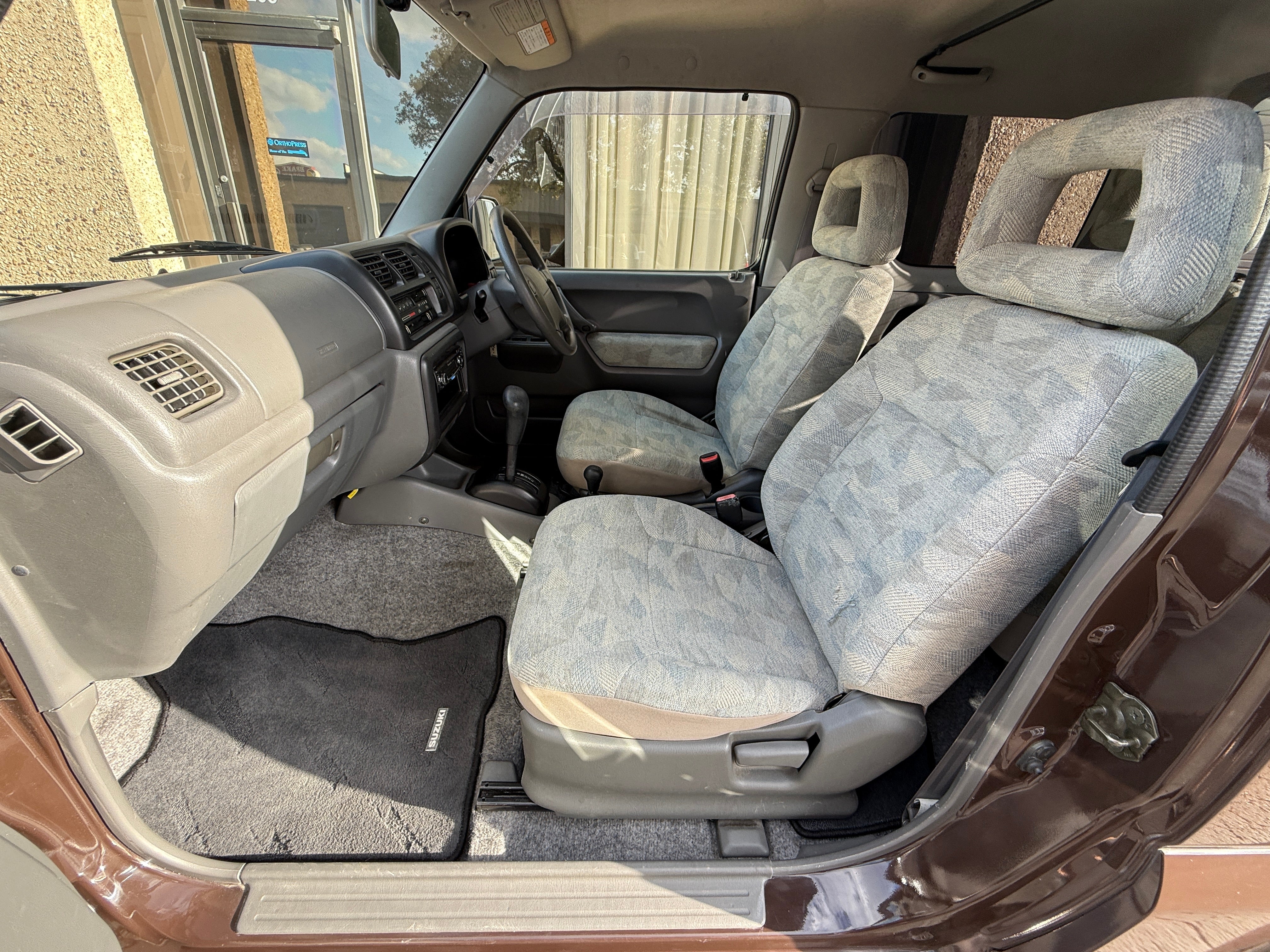 1999 Suzuki Jimny Wide 4x4