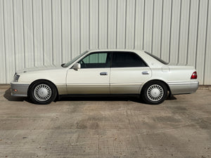 1996 Toyota Crown Royal Saloon