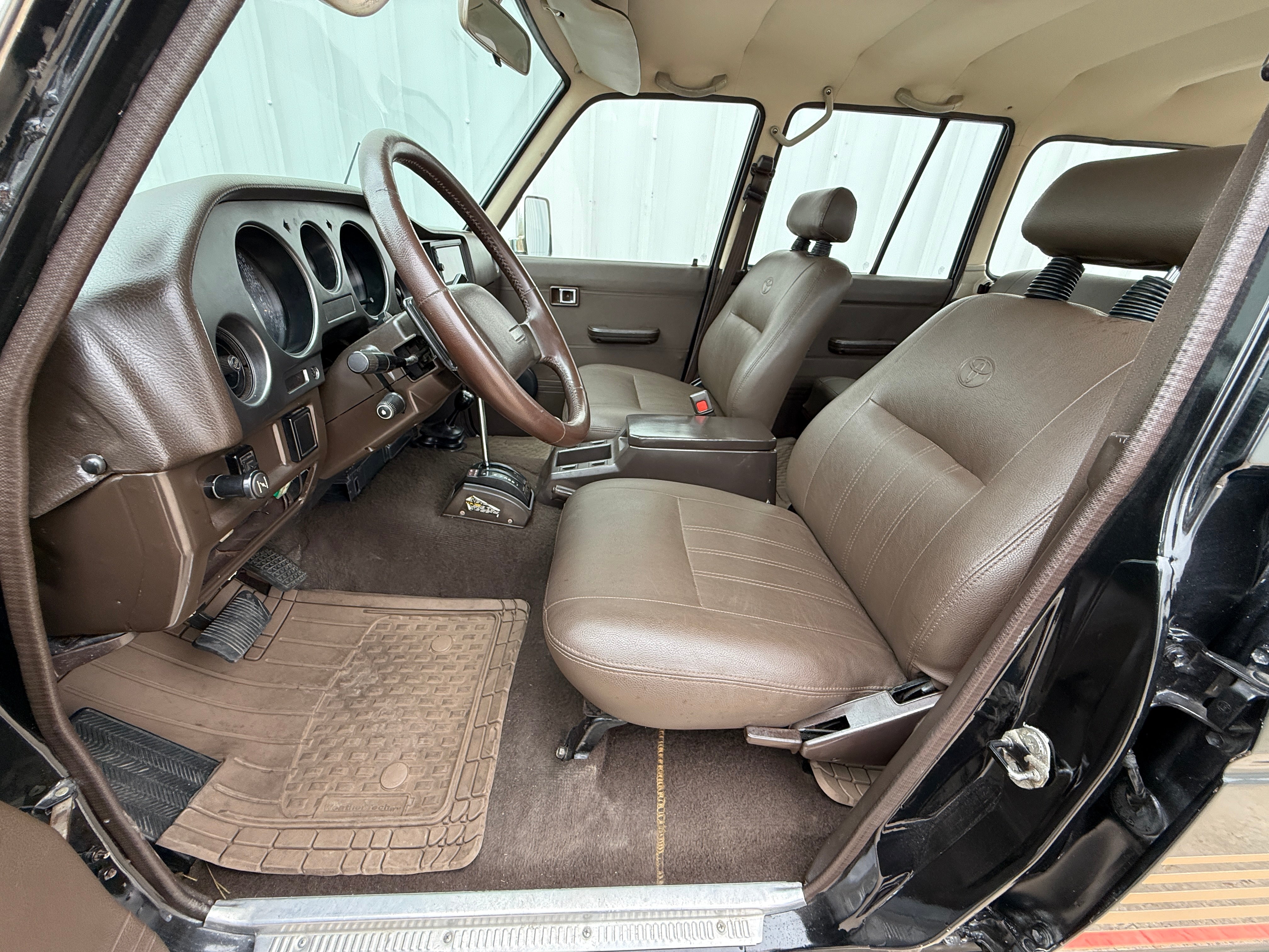 1985 Land Cruiser FJ62