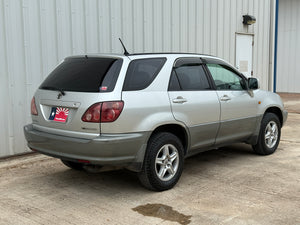 1999 Toyota Harrier
