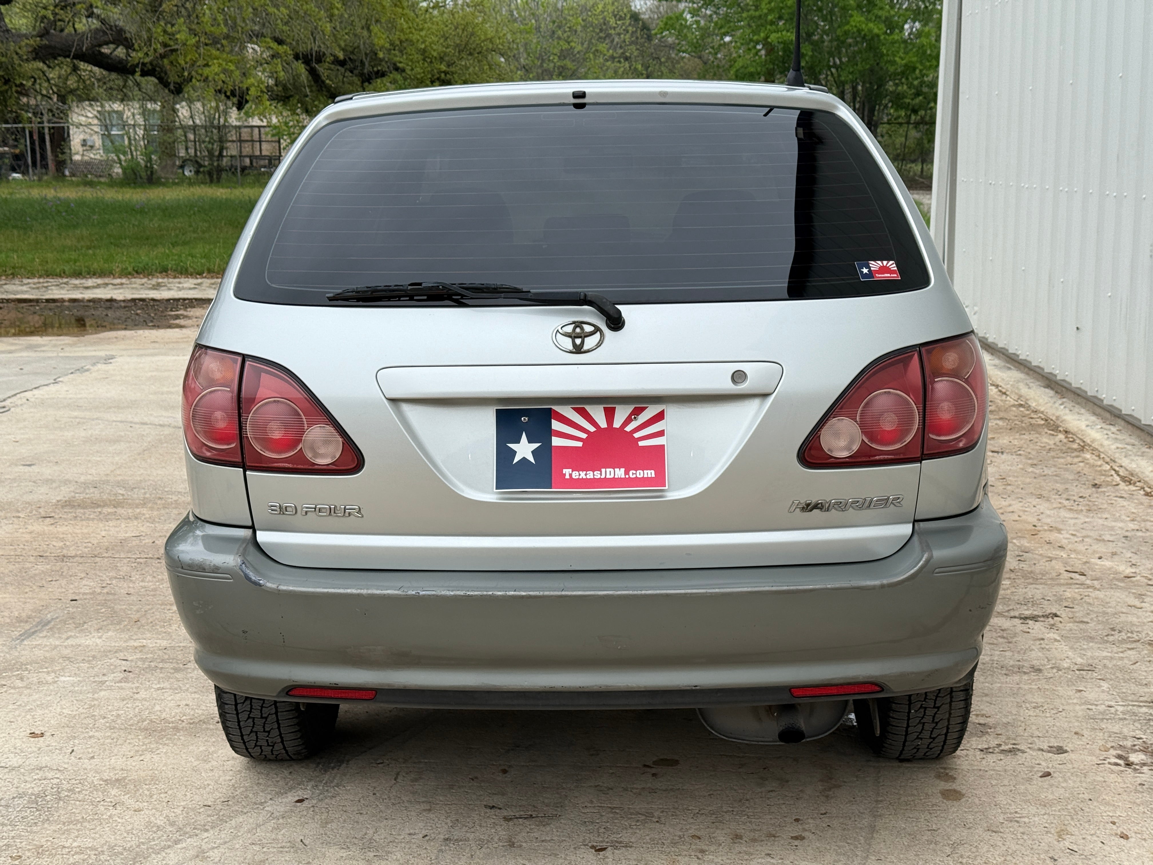 1999 Toyota Harrier