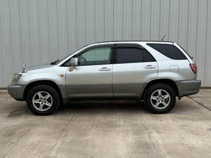 1999 Toyota Harrier