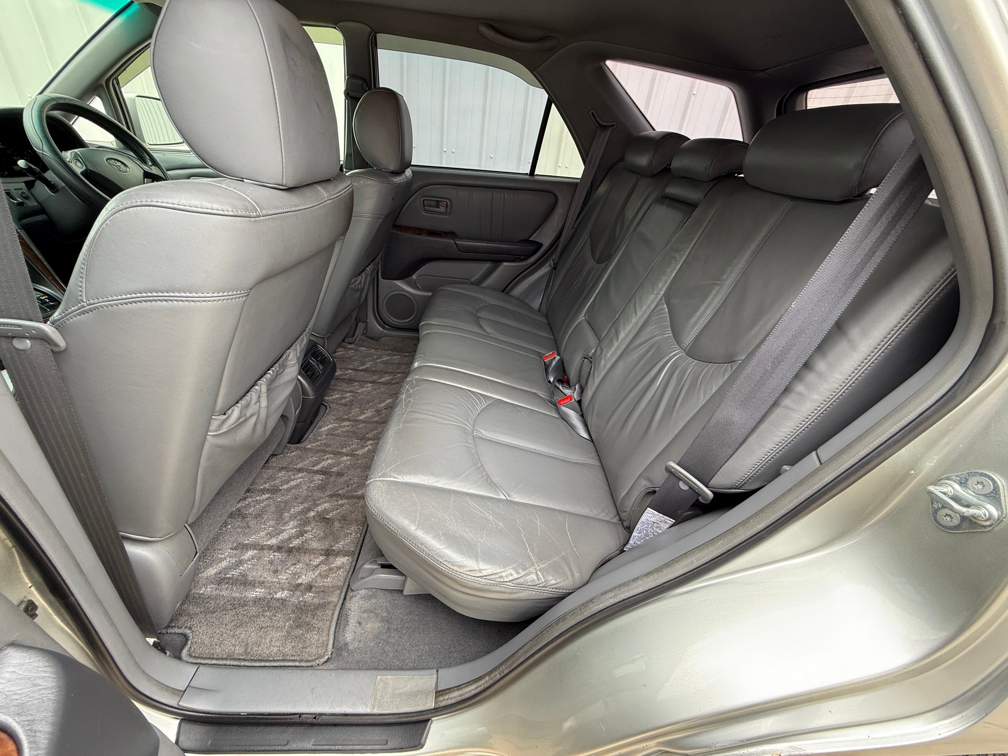 1999 Toyota Harrier