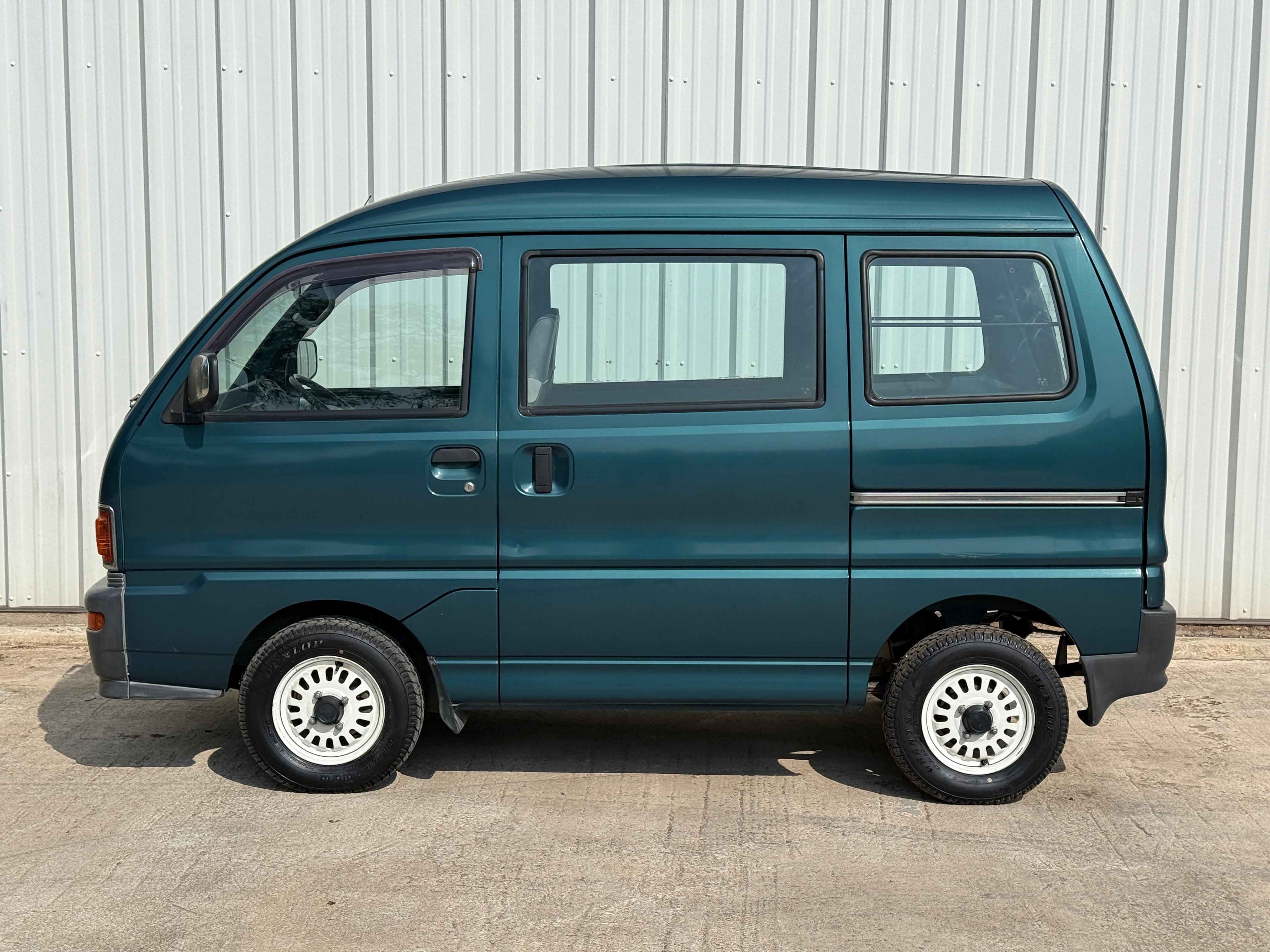 1996 Mitsubishi Bravo