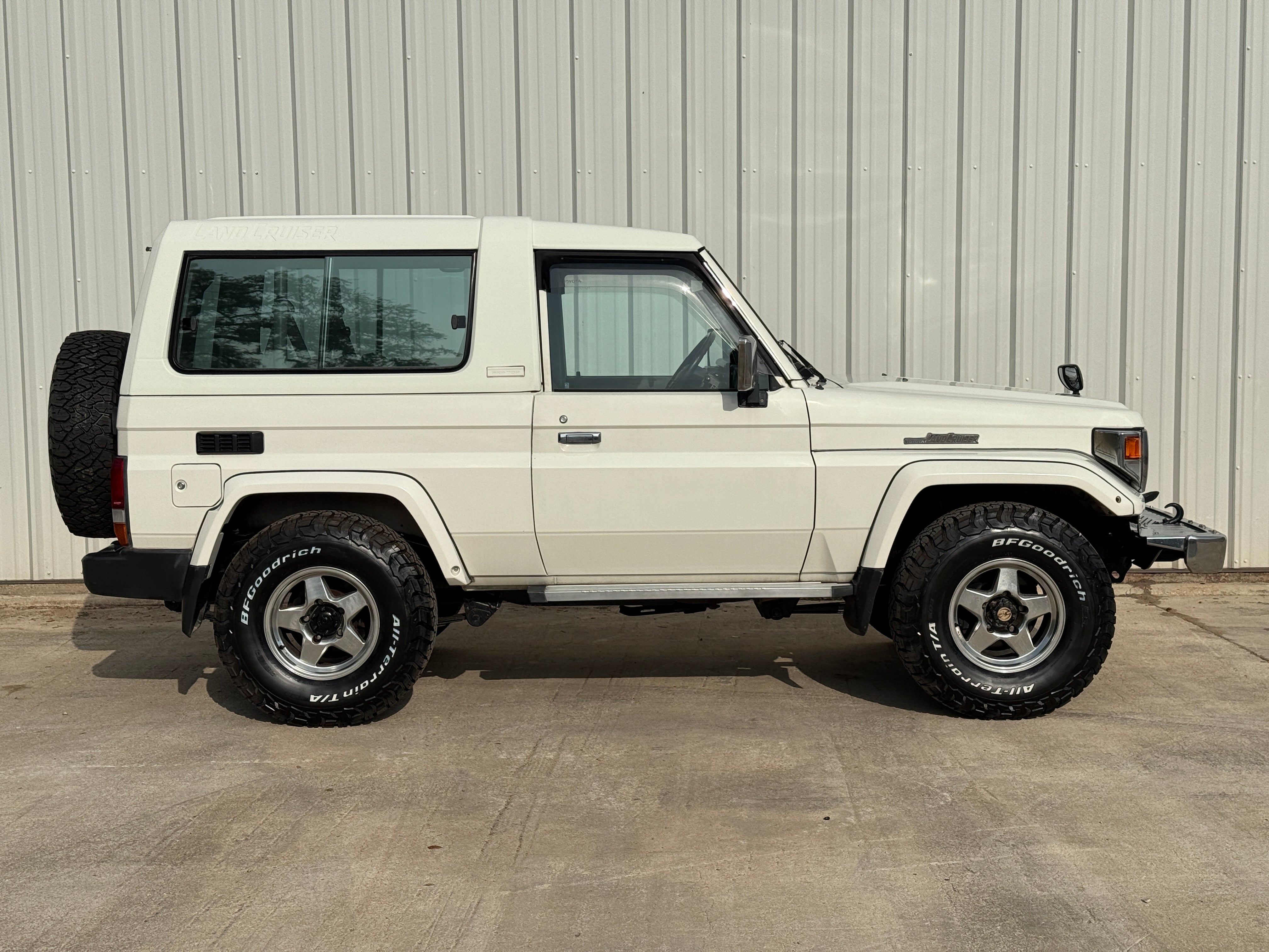 1999 Toyota Land Cruiser HZJ74 4x4 Diesel