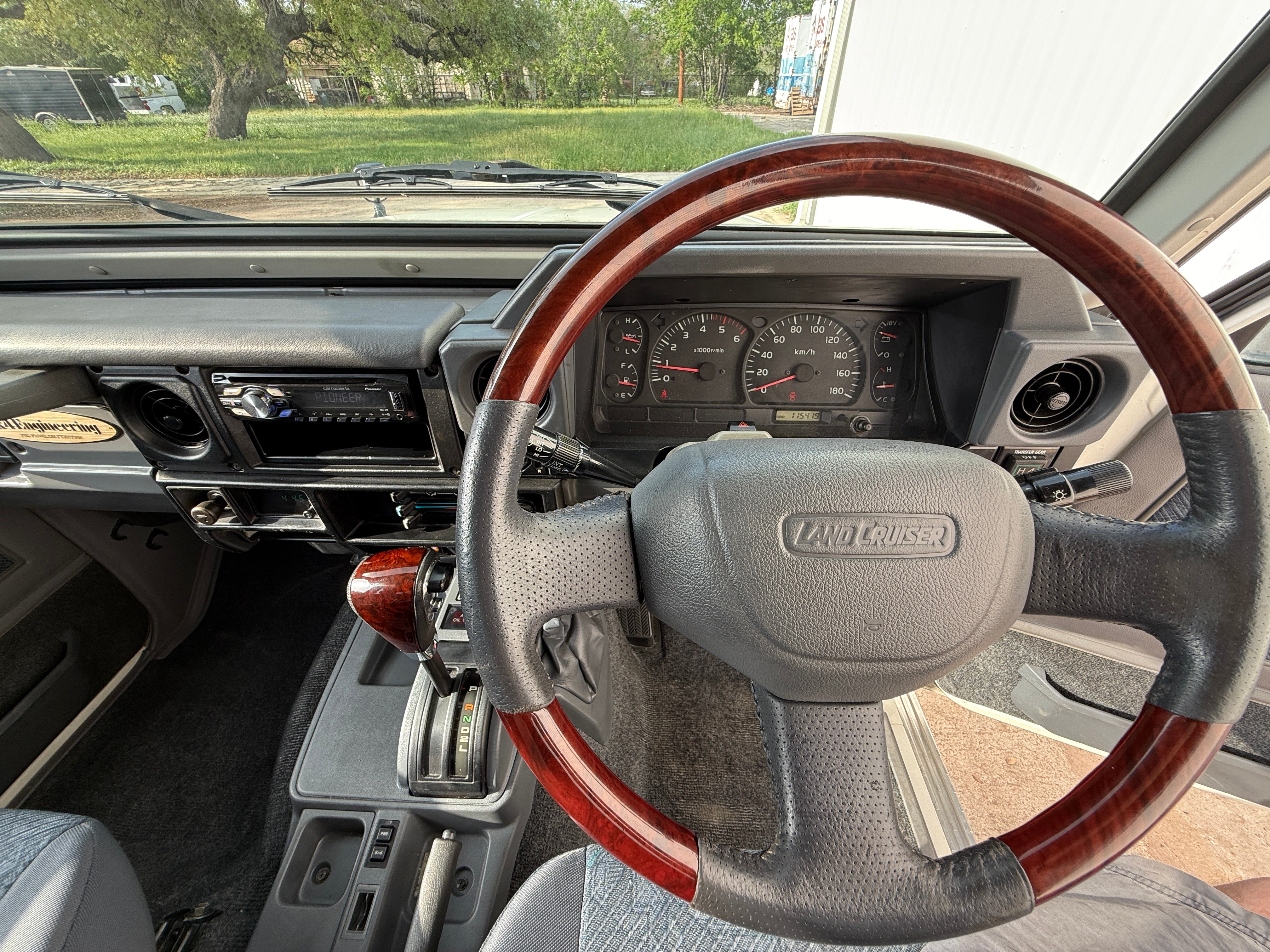 1999 Toyota Land Cruiser HZJ74 4x4 Diesel