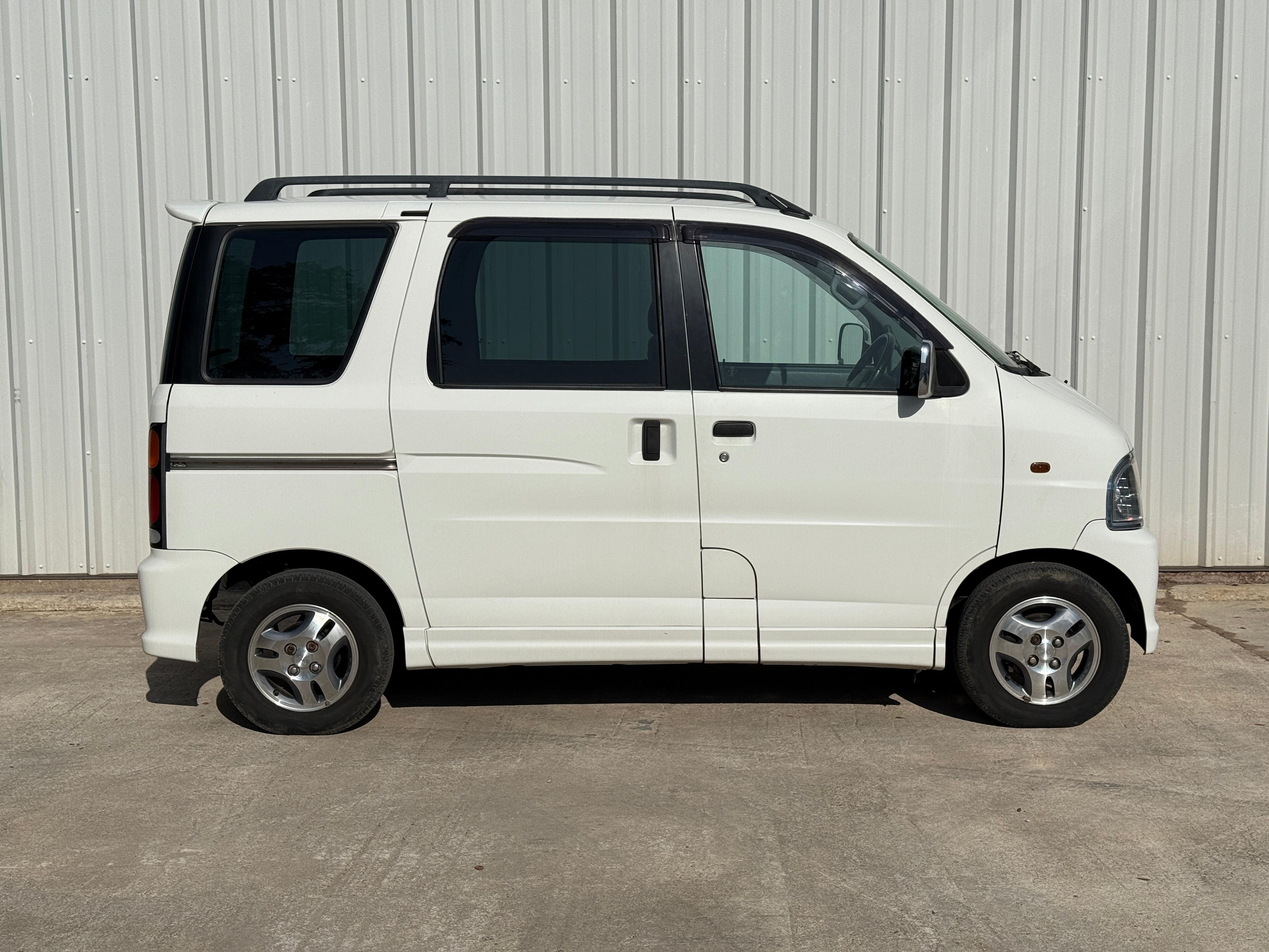 2000 Daihatsu Atrai Turbo