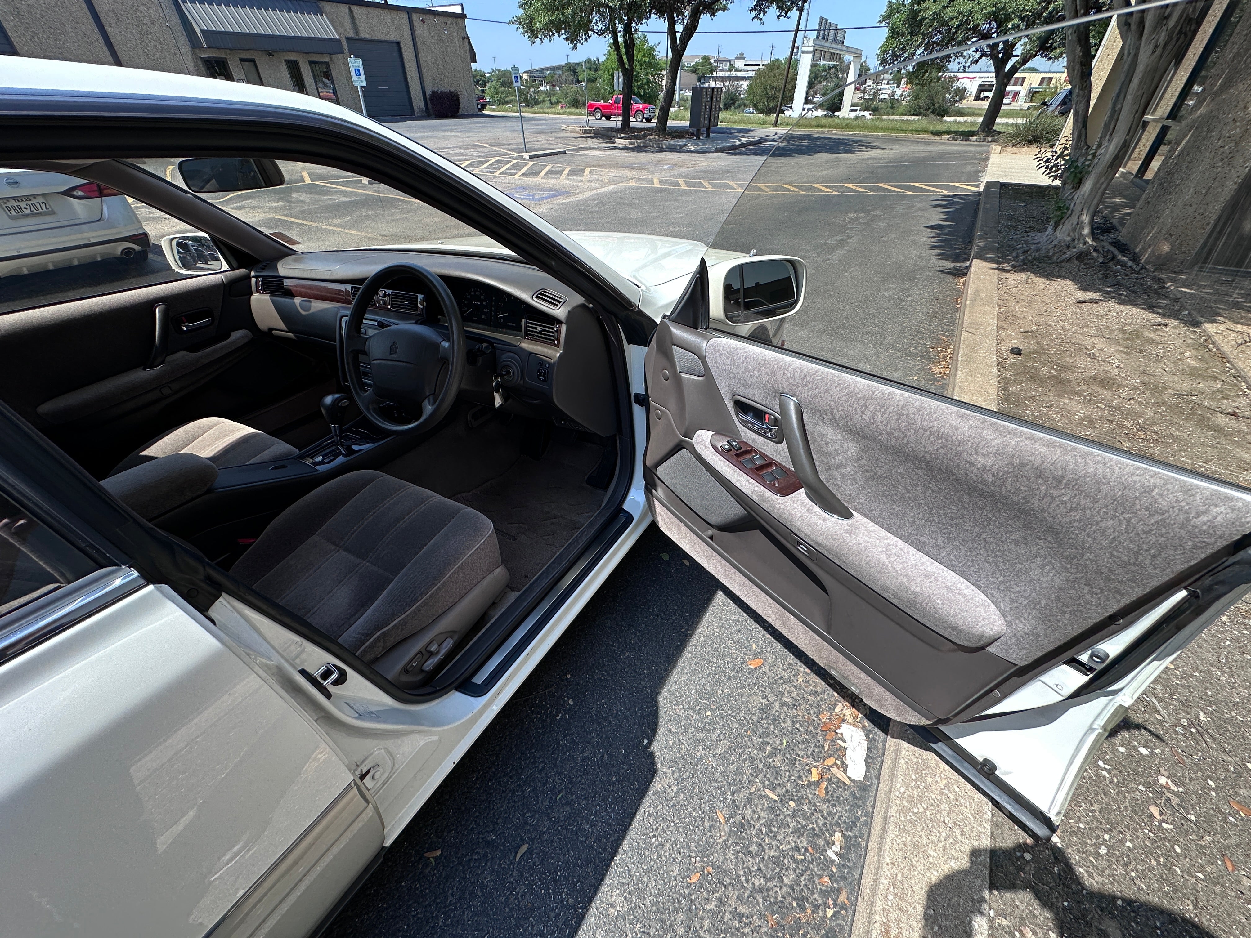 1996 Toyota Crown Royal Saloon