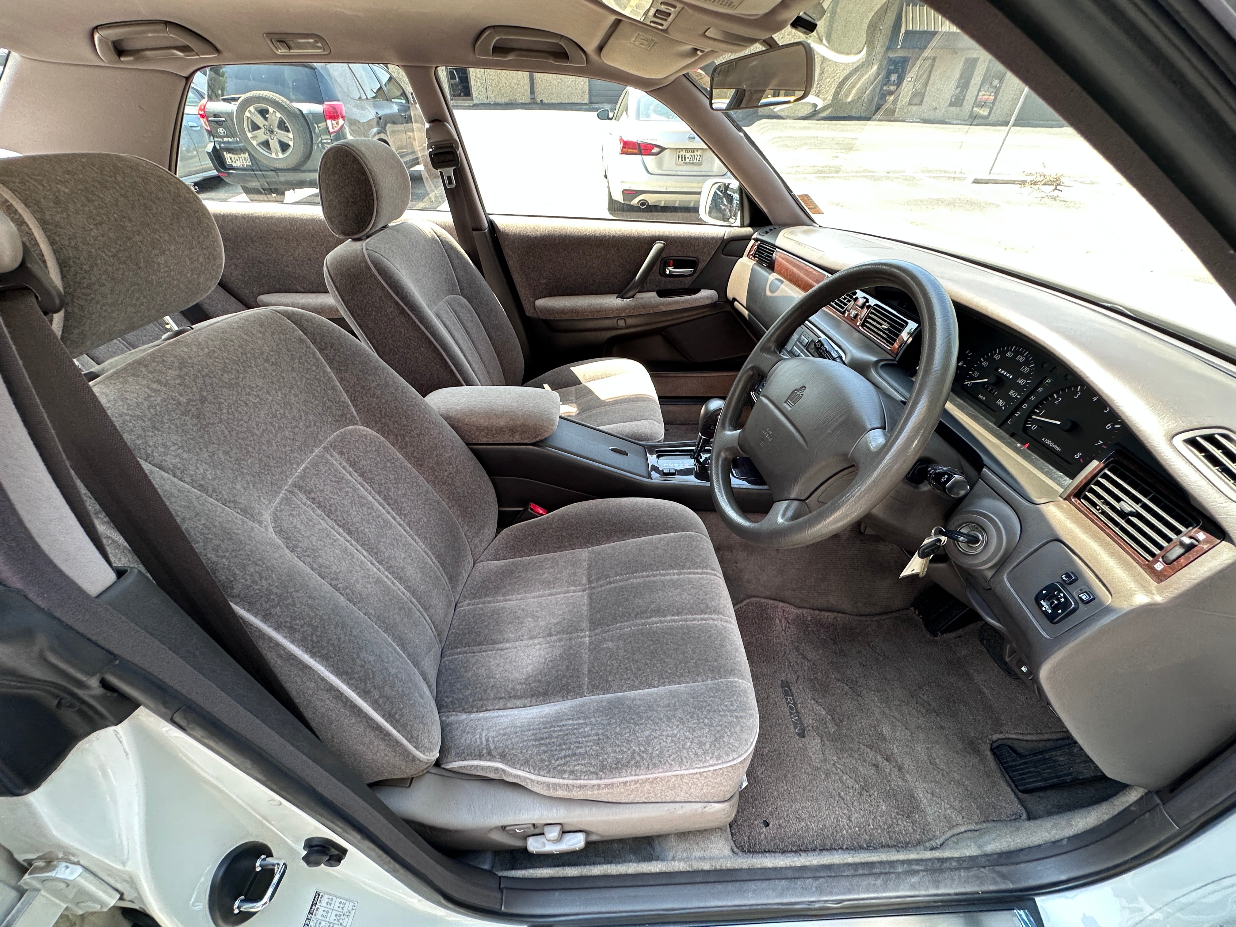 1996 Toyota Crown Royal Saloon