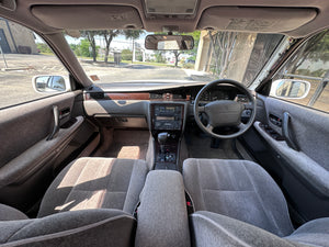 1996 Toyota Crown Royal Saloon