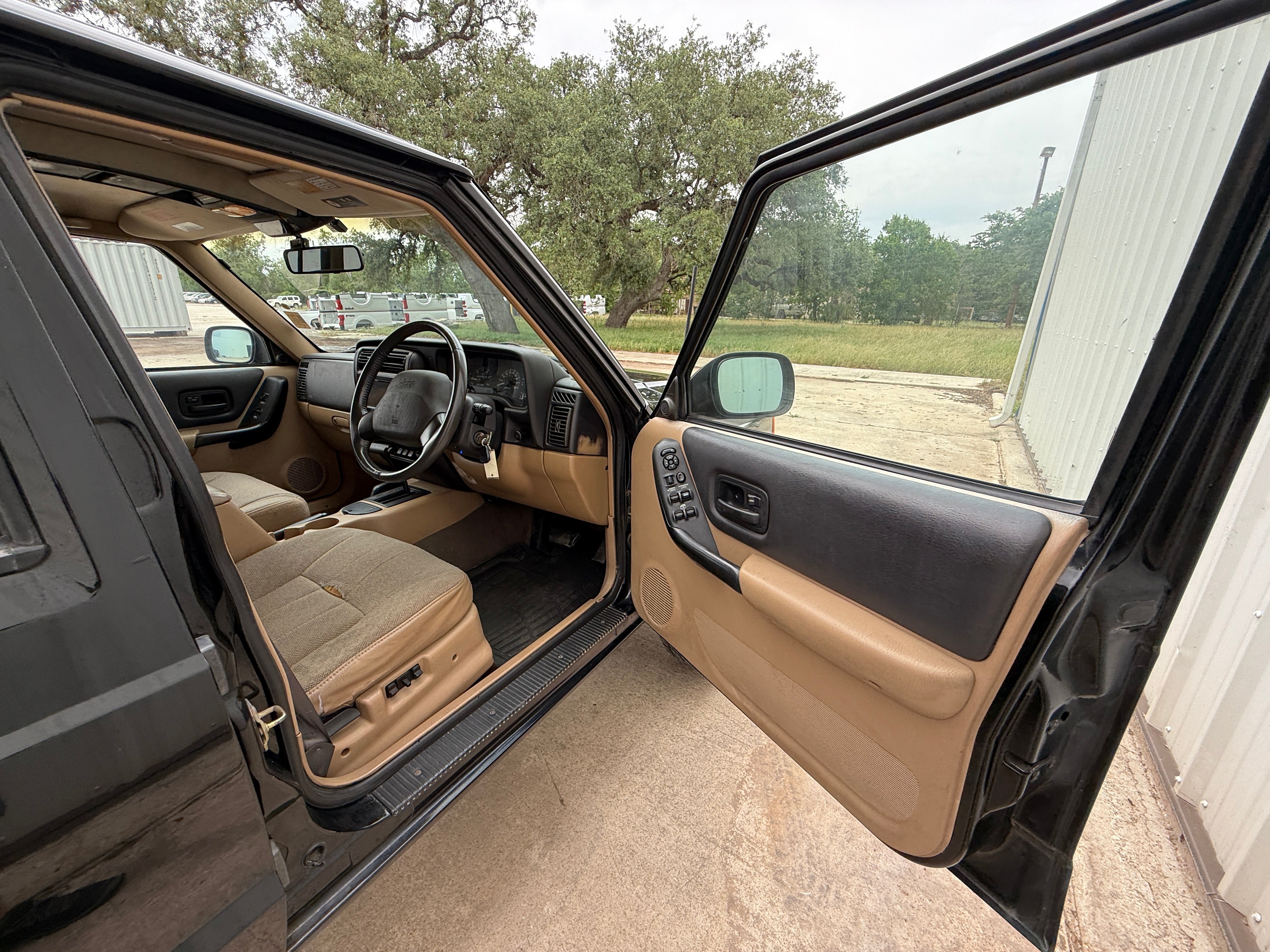 1999 Jeep Cherokee