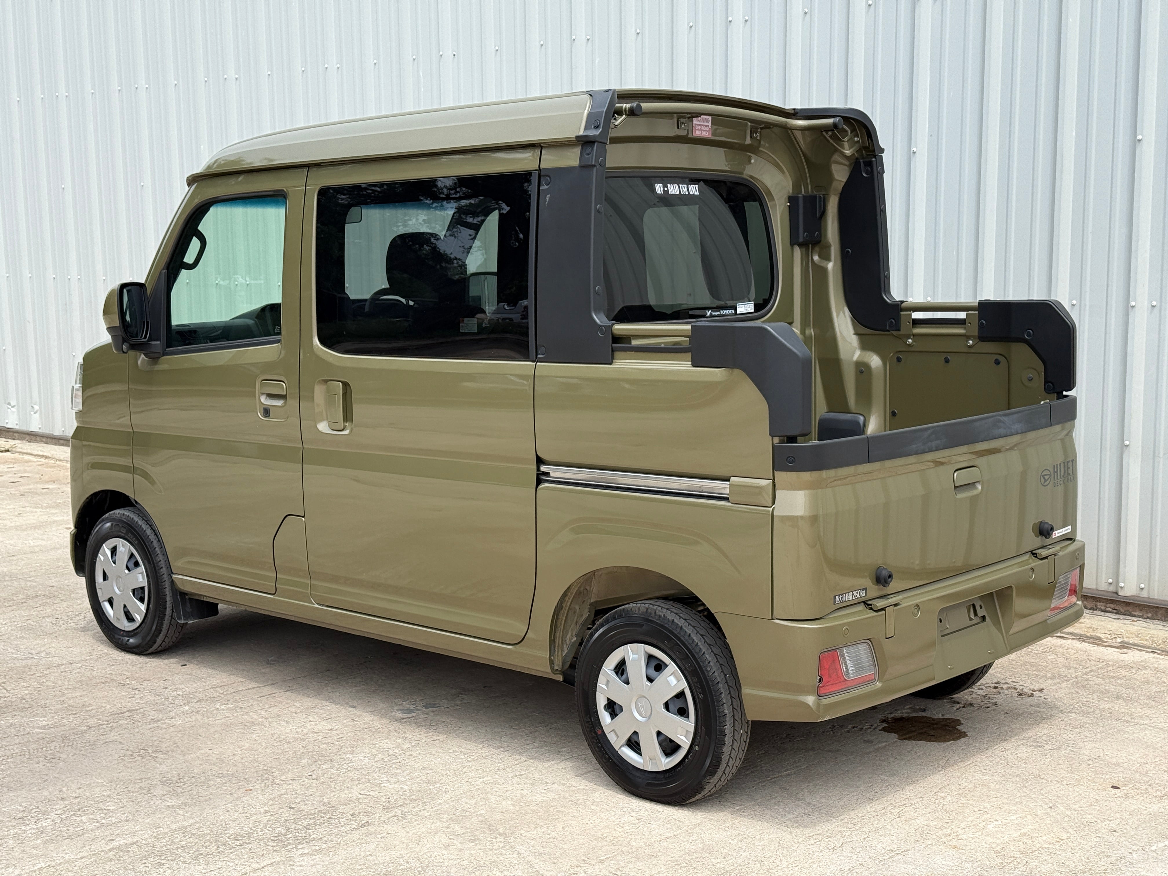 2022 Daihatsu Deck Van 4x4 *Off Highway Use Only*
