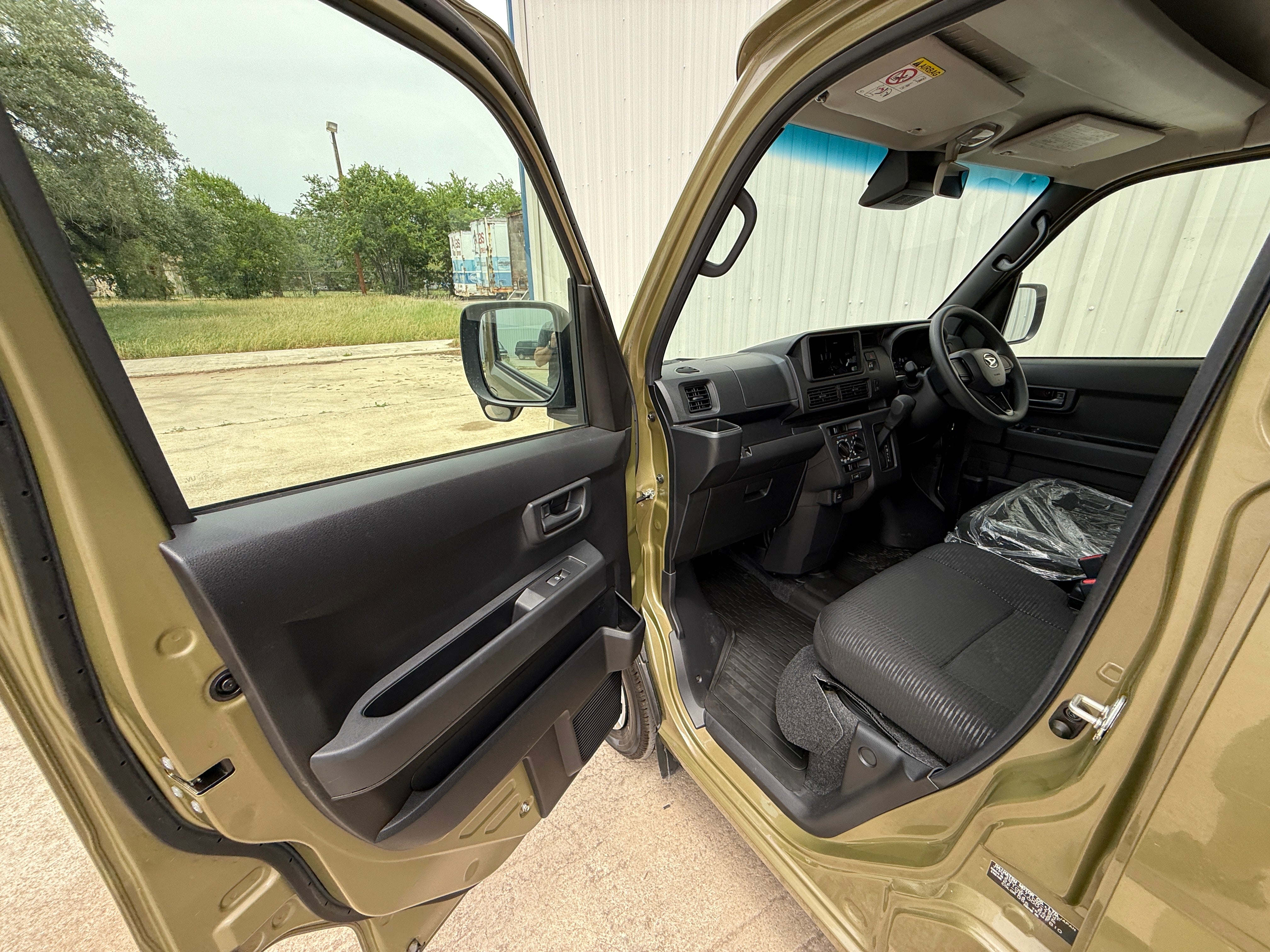 2022 Daihatsu Deck Van 4x4 *Off Highway Use Only*