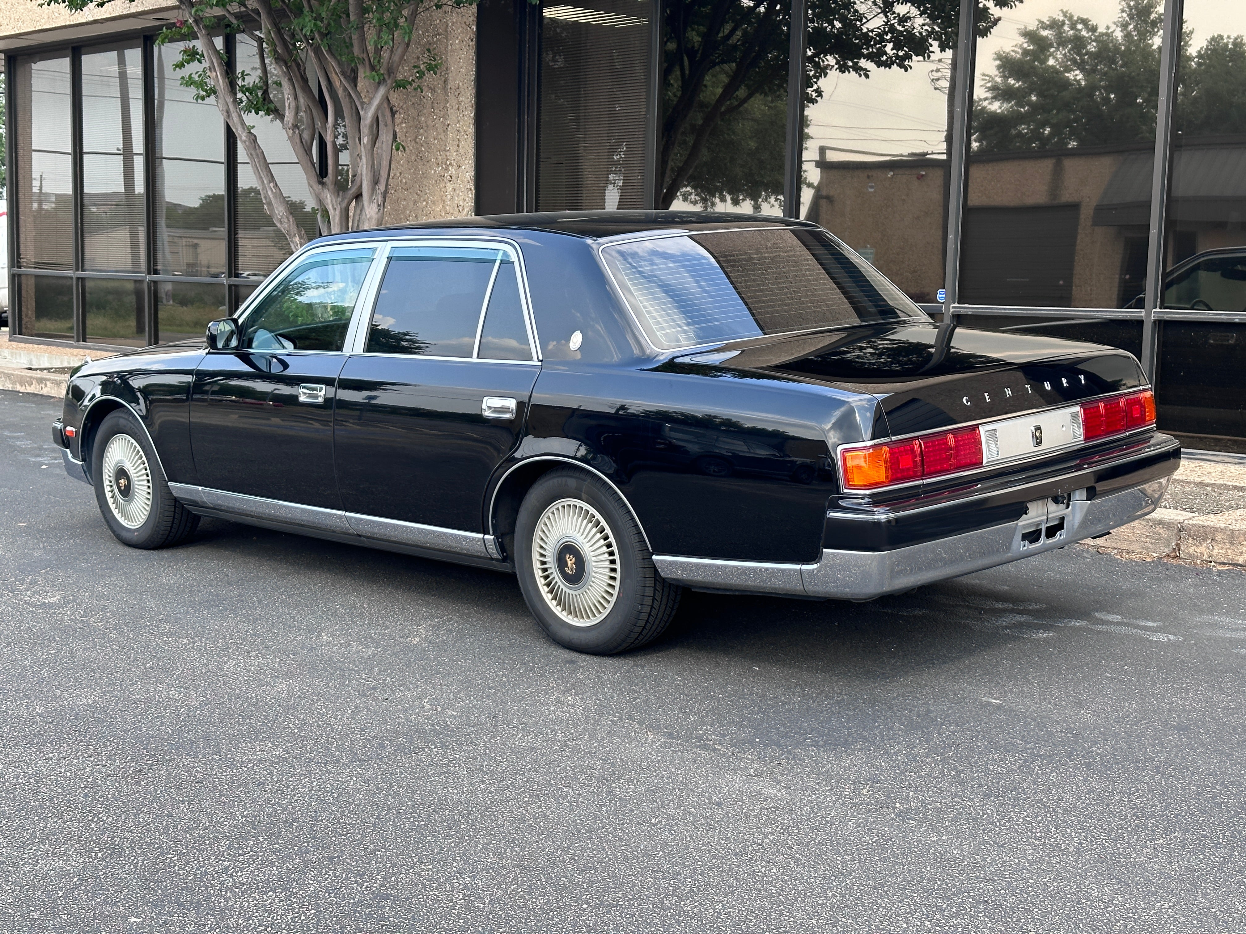 1998 Toyota Century V12