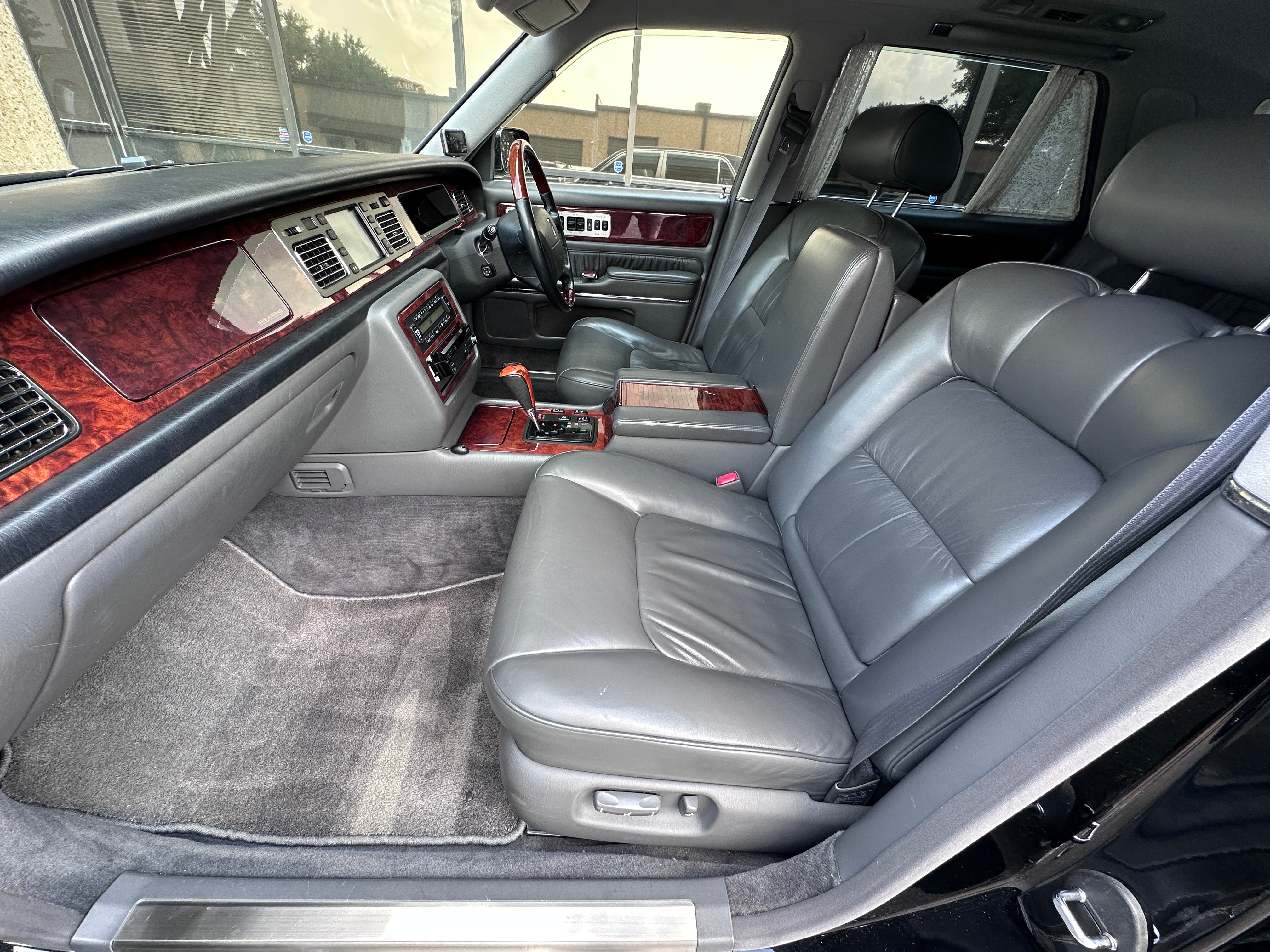 1998 Toyota Century V12