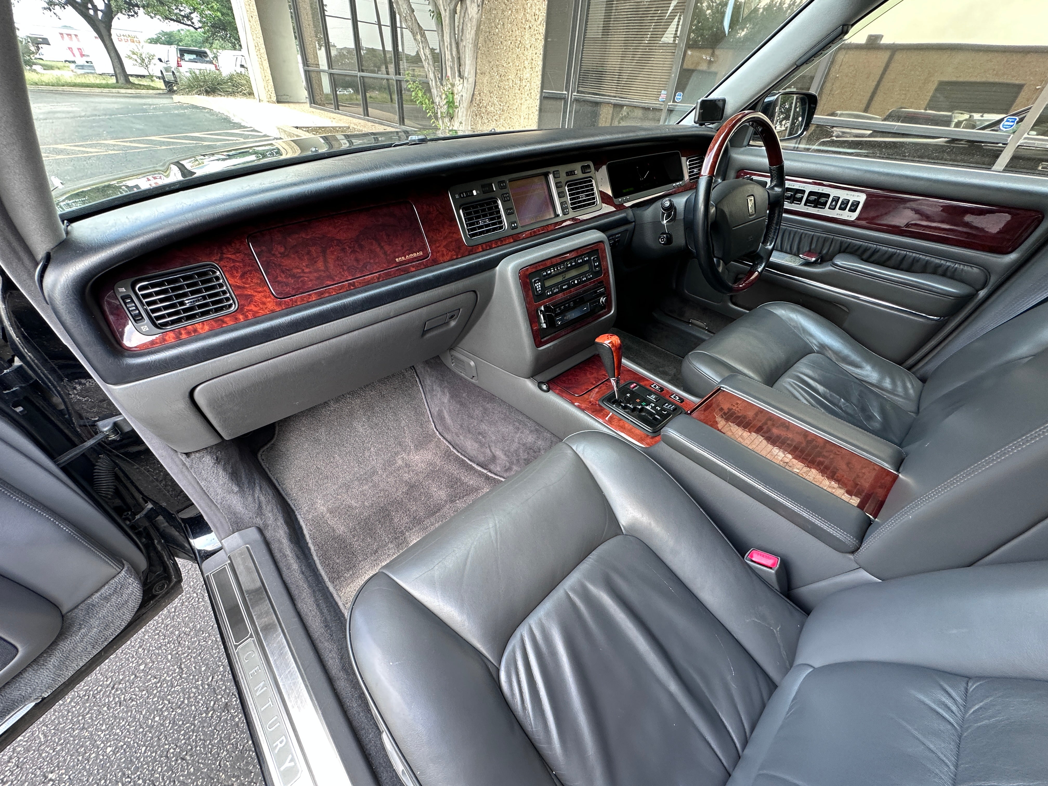 1998 Toyota Century V12
