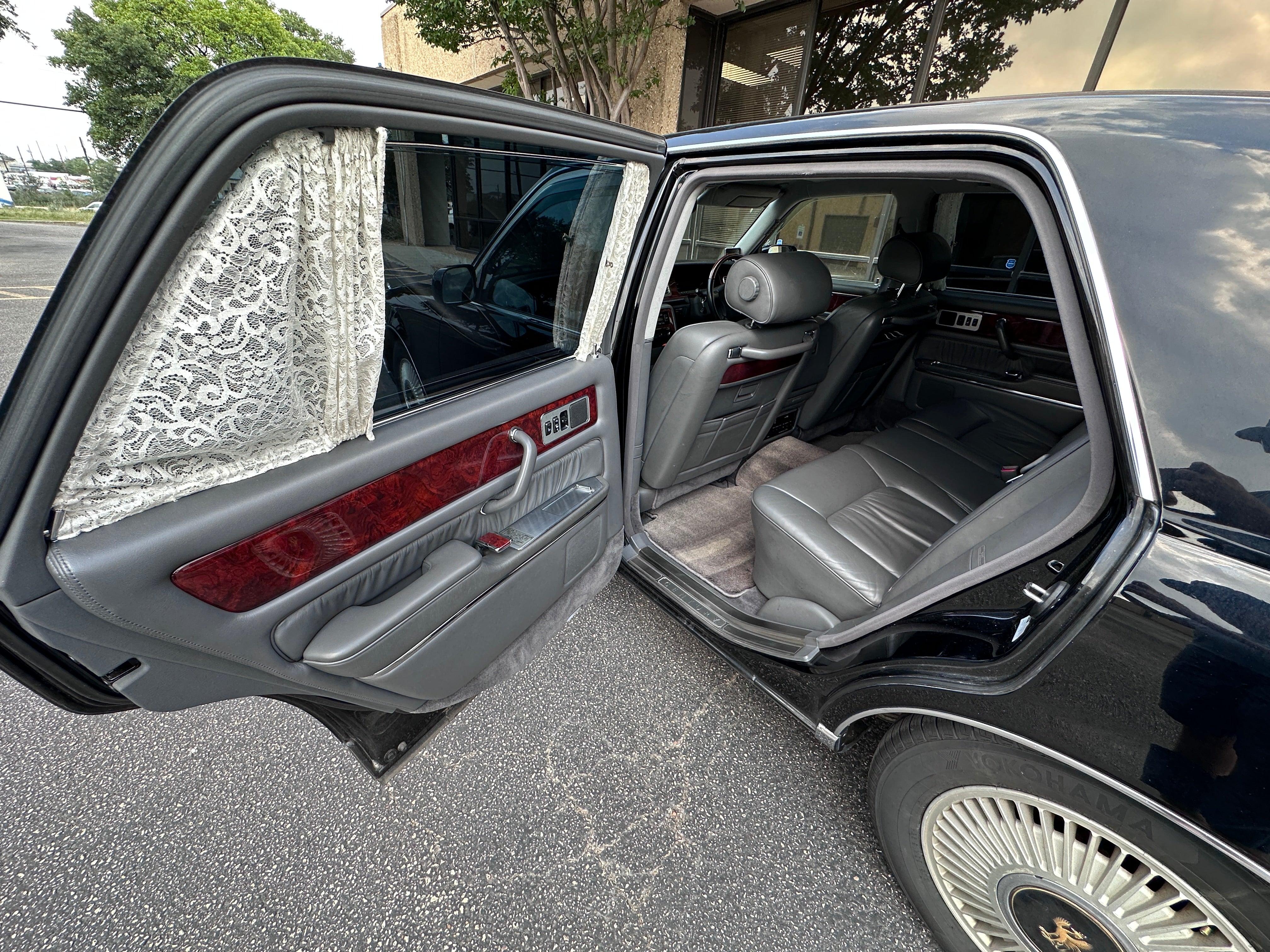 1998 Toyota Century V12