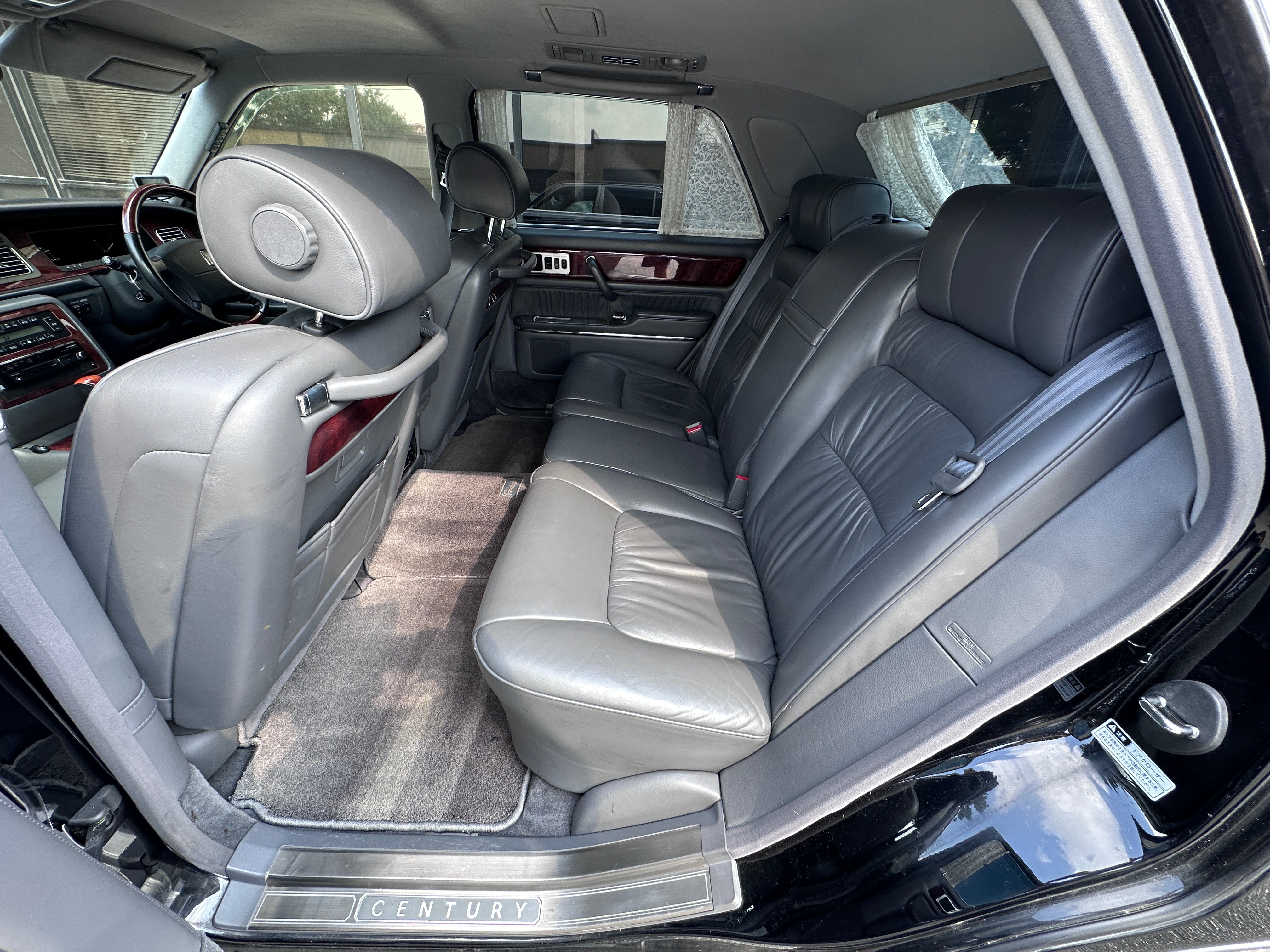 1998 Toyota Century V12