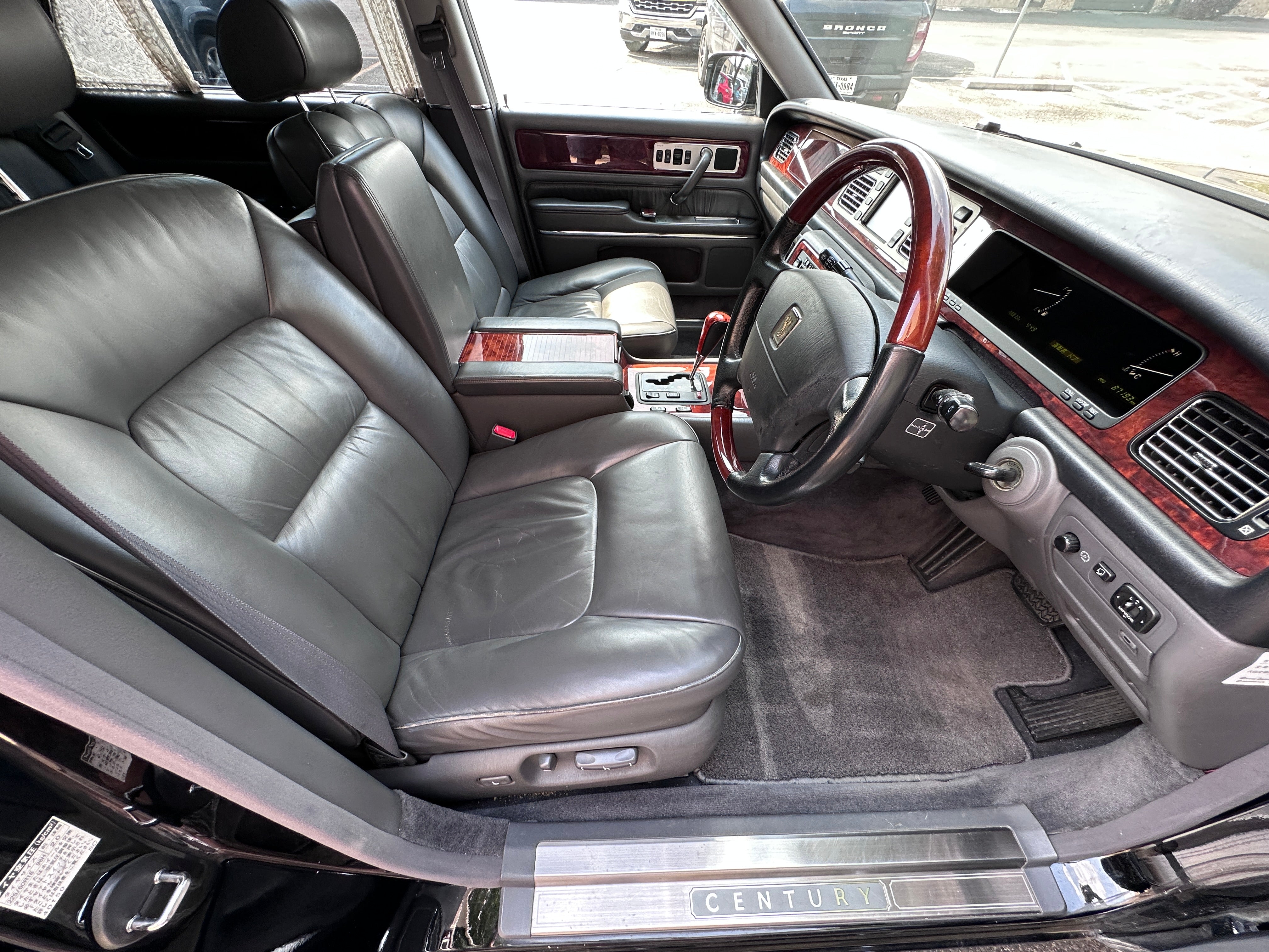 1998 Toyota Century V12