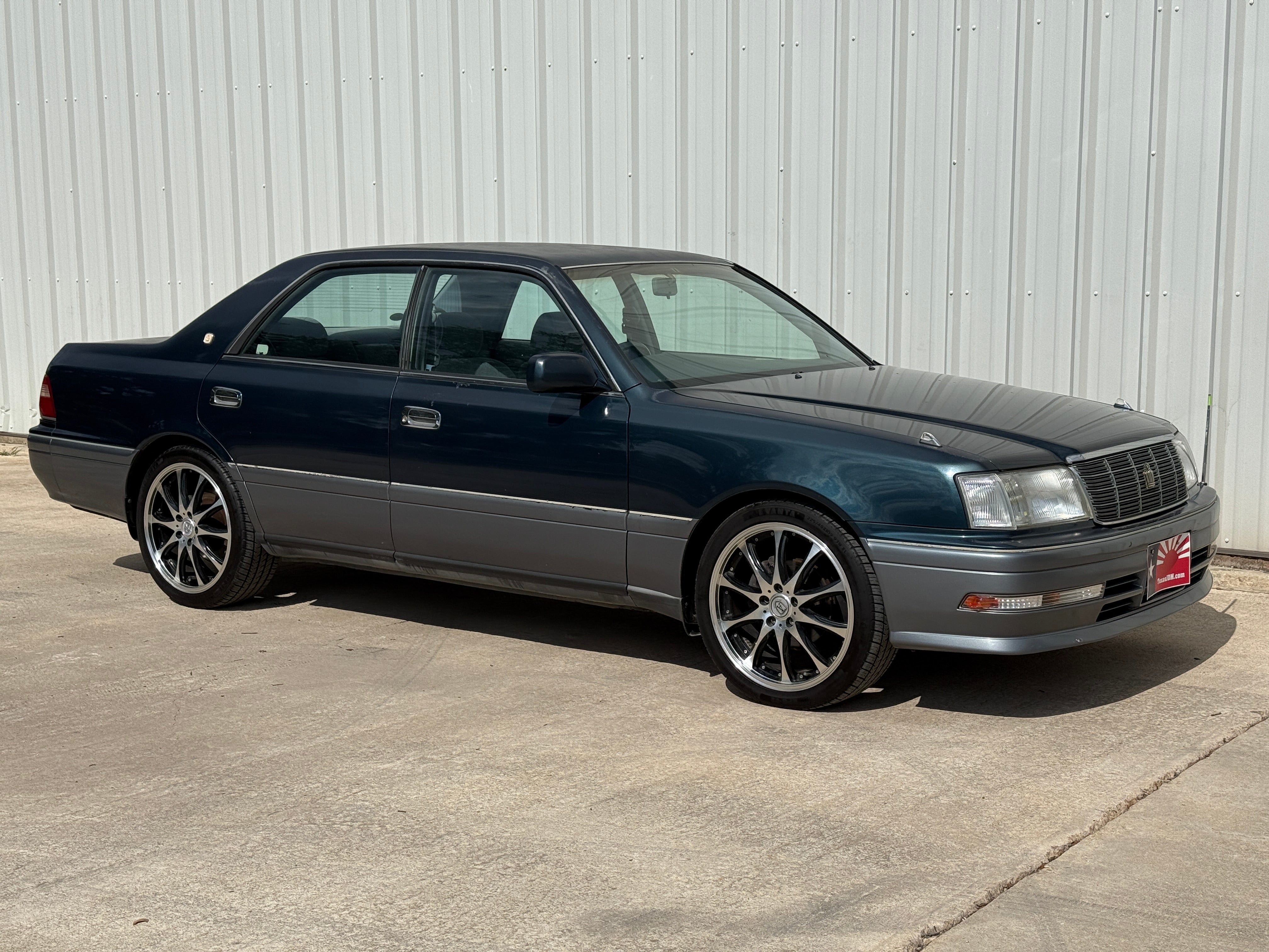 1995 Toyota Crown Royal Saloon