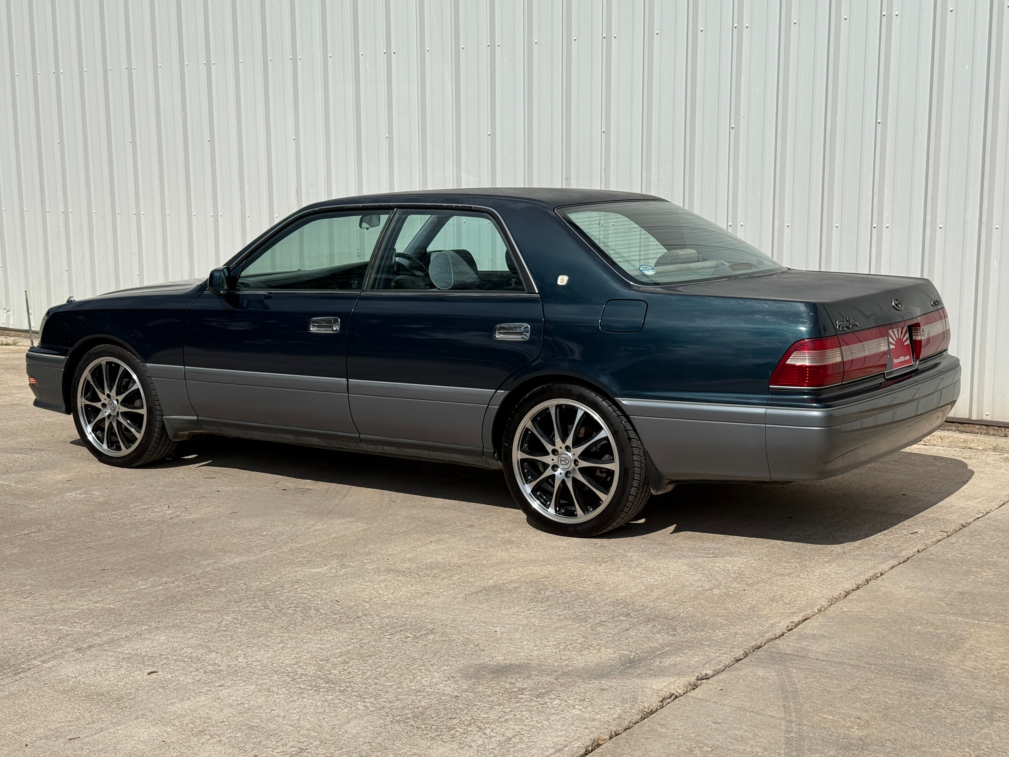 1995 Toyota Crown Royal Saloon
