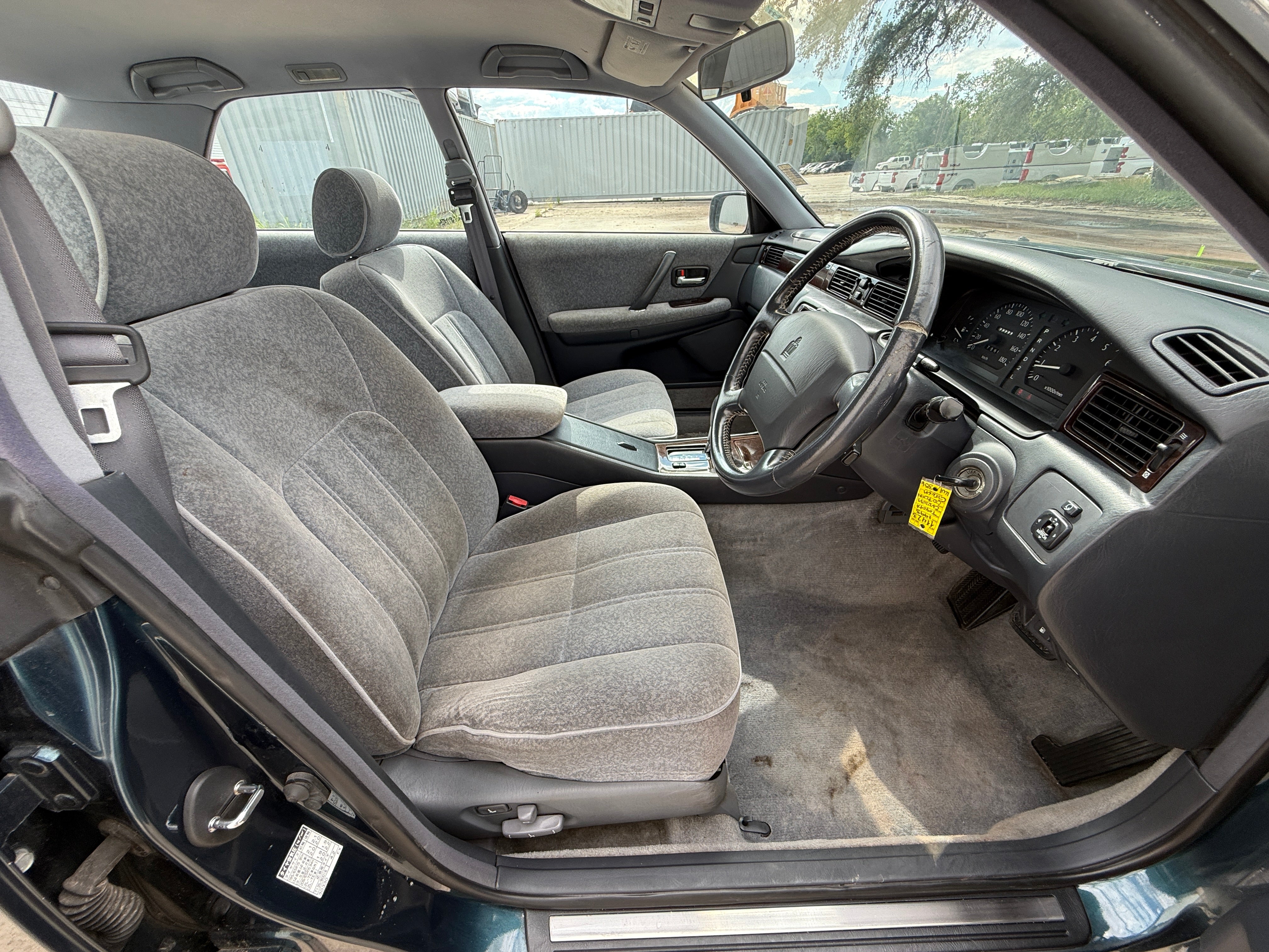 1995 Toyota Crown Royal Saloon