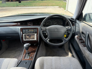 1995 Toyota Crown Royal Saloon