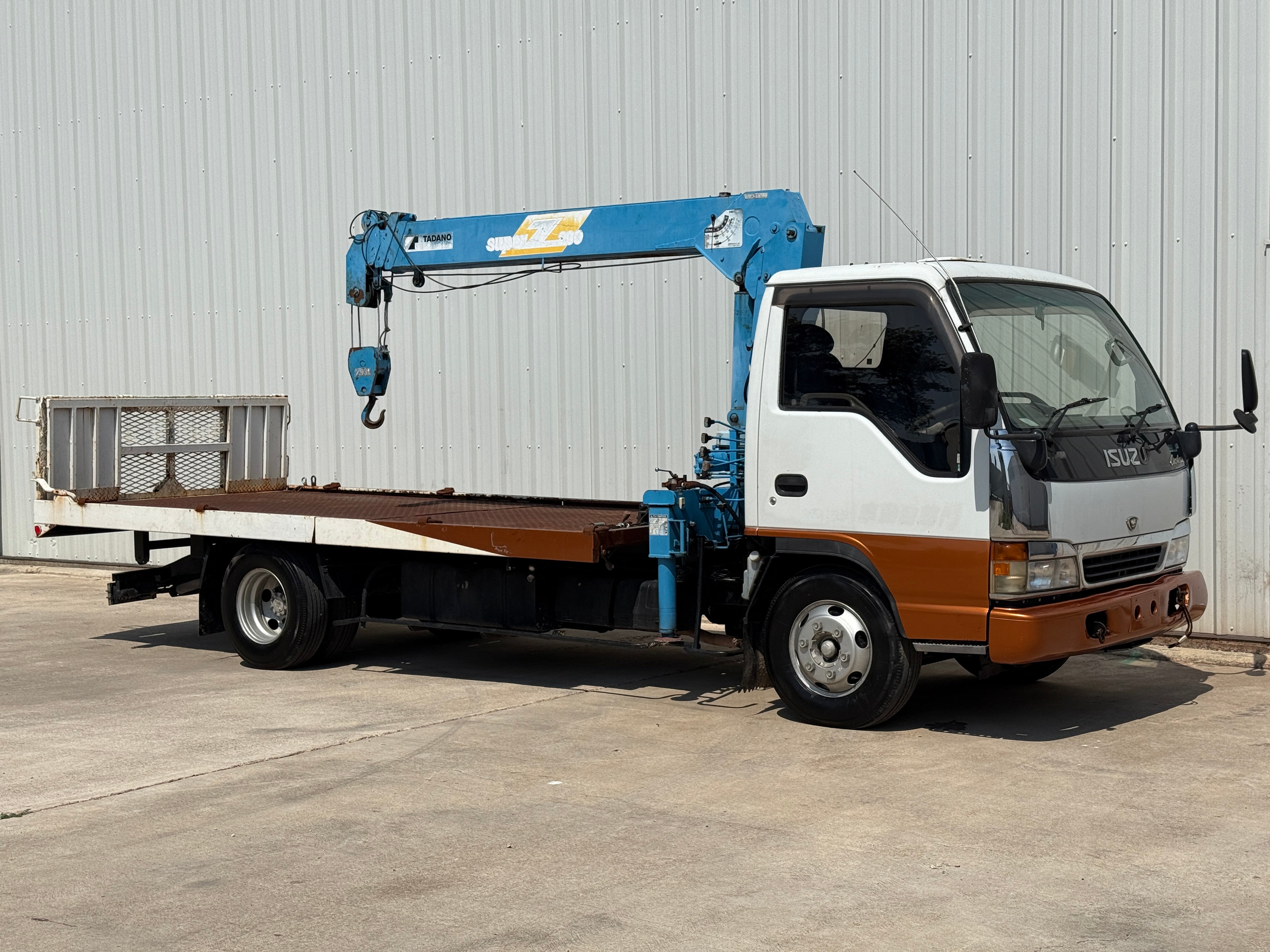 1998 Isuzu Elf Rollback Flatbed w/Crane