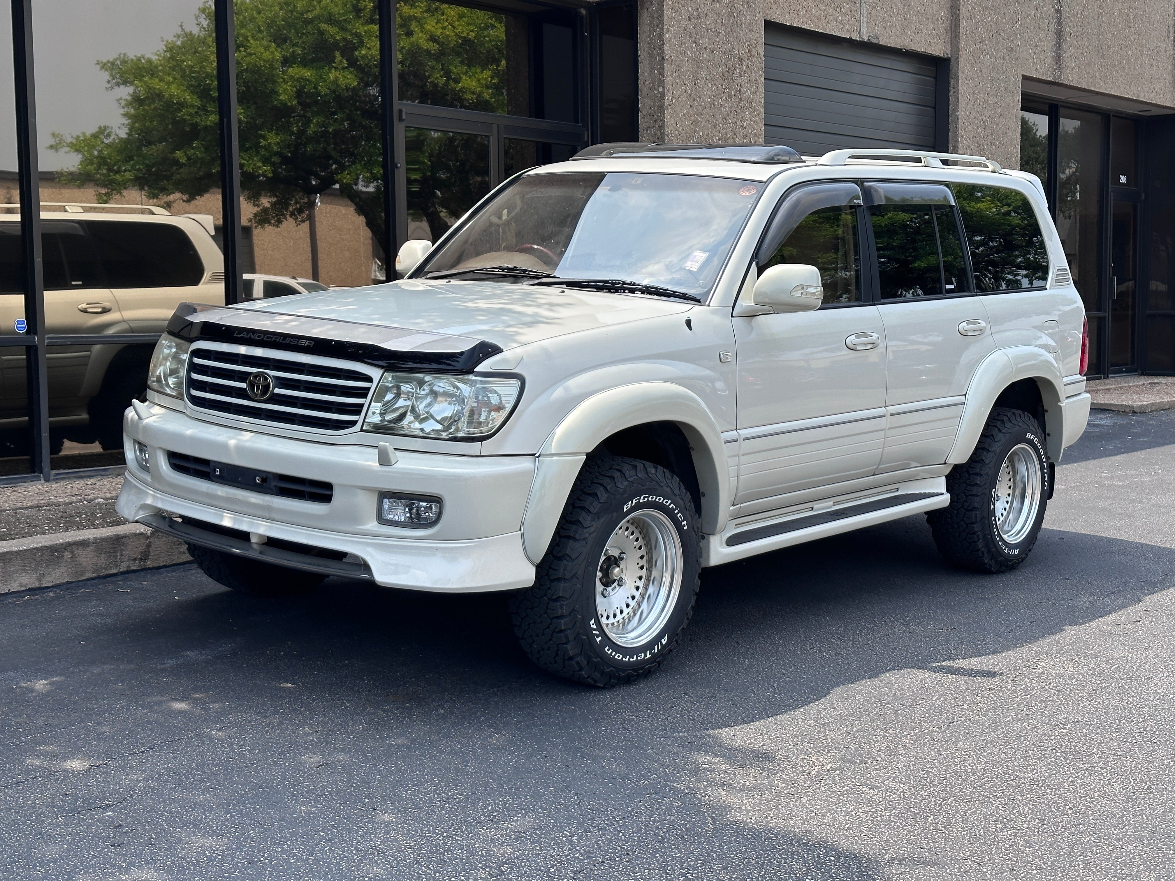 1998 Toyota Land Cruiser UZJ100