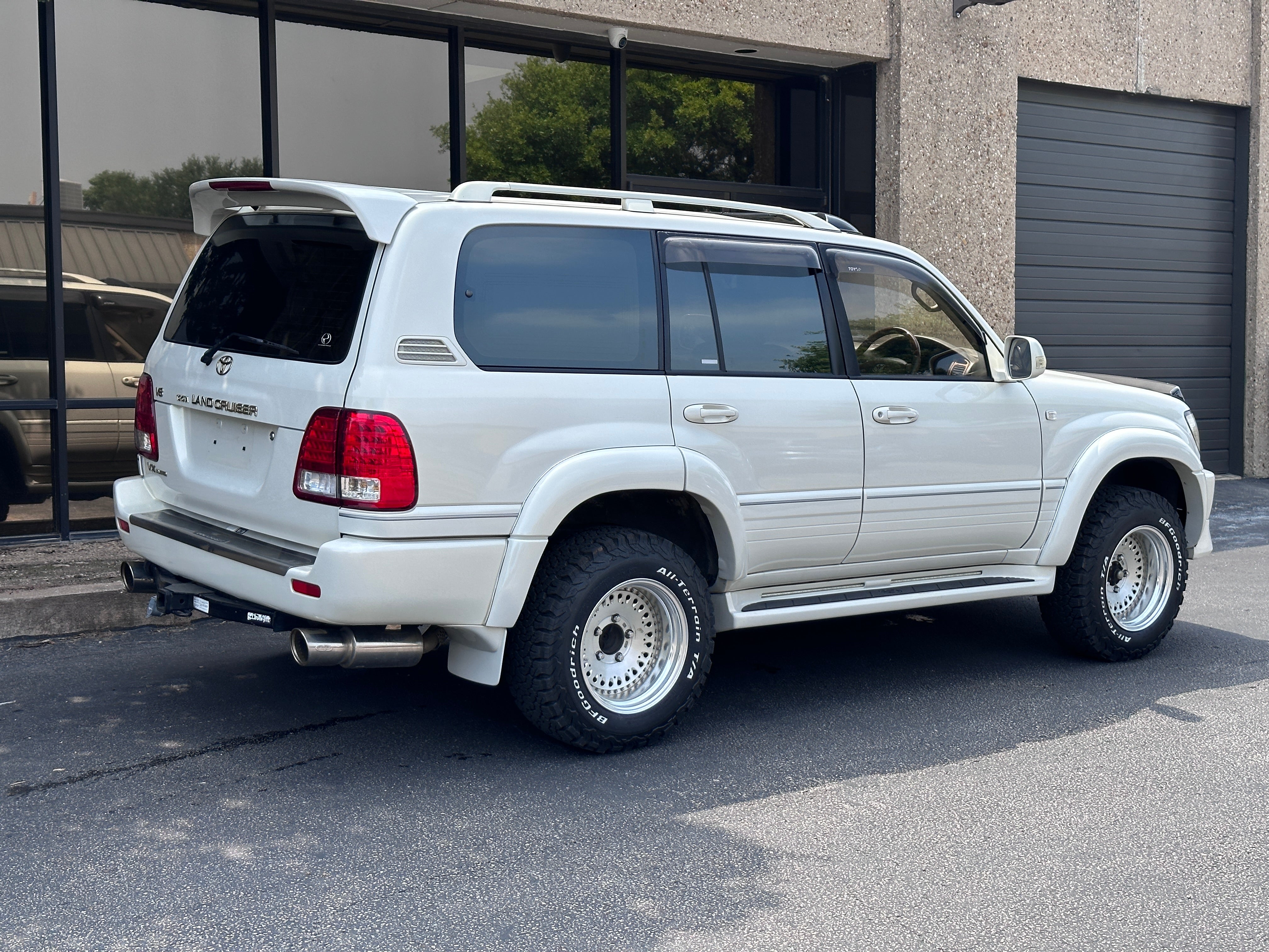 1998 Toyota Land Cruiser UZJ100