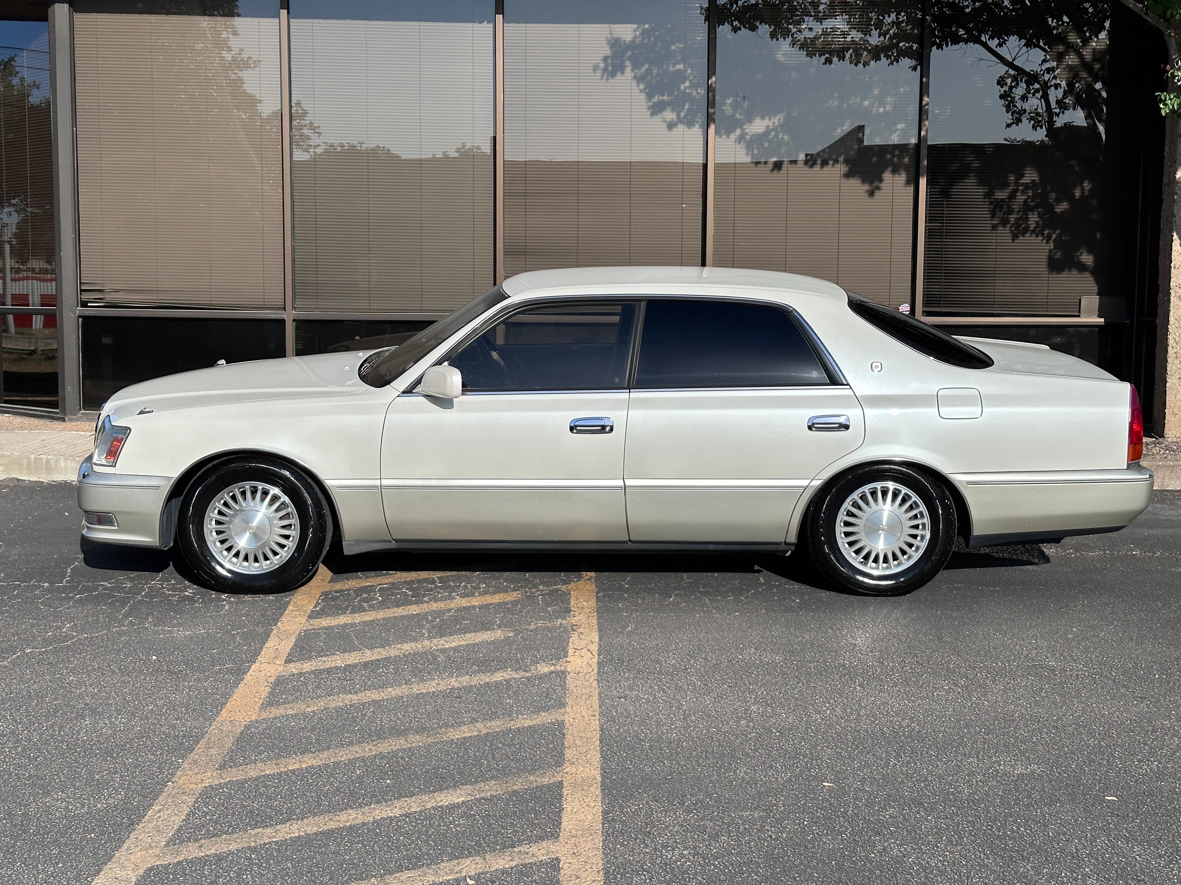 1997 Toyota Crown Majesta V8