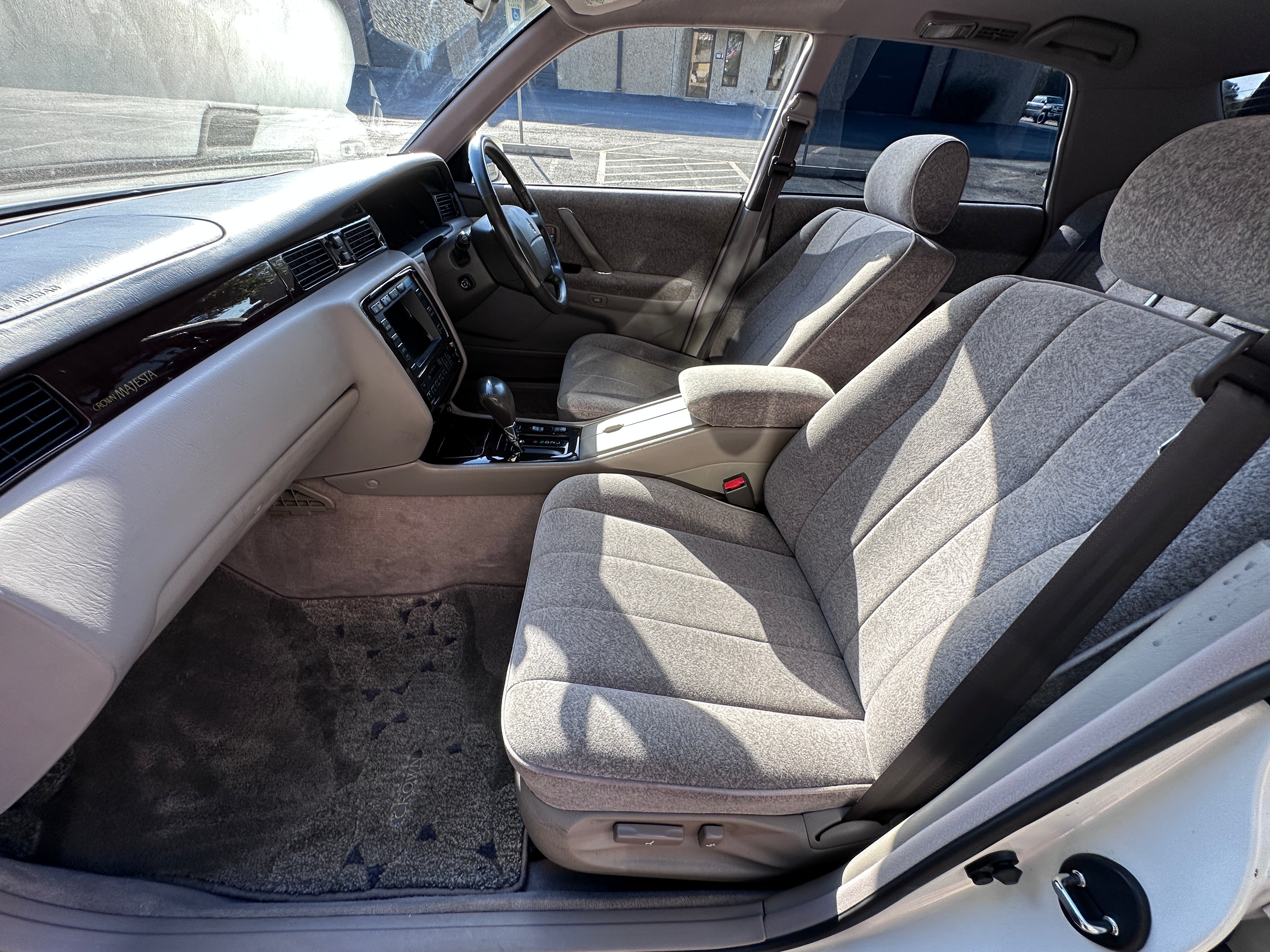 1997 Toyota Crown Majesta V8