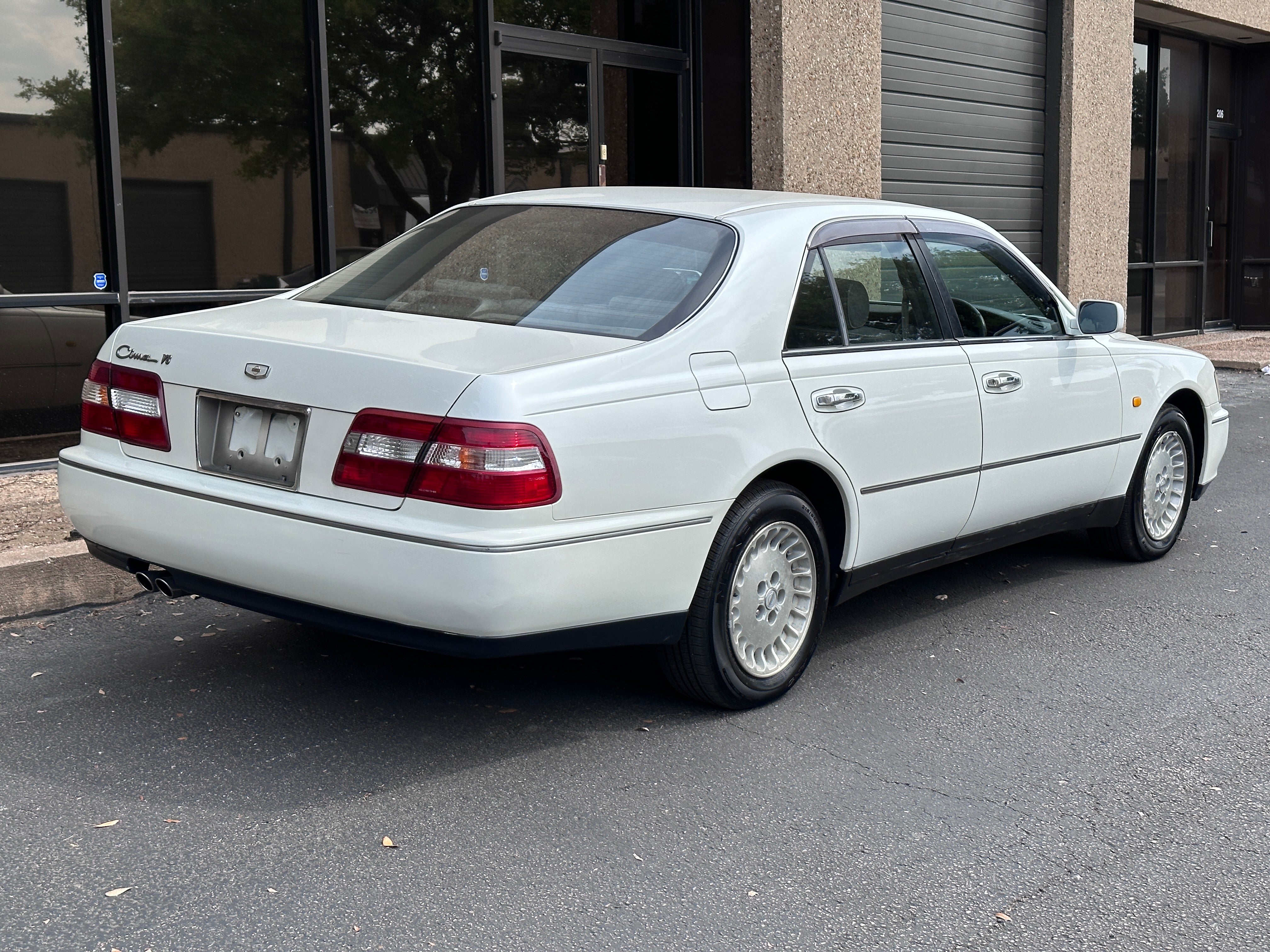 1997 Nissan Cima V8