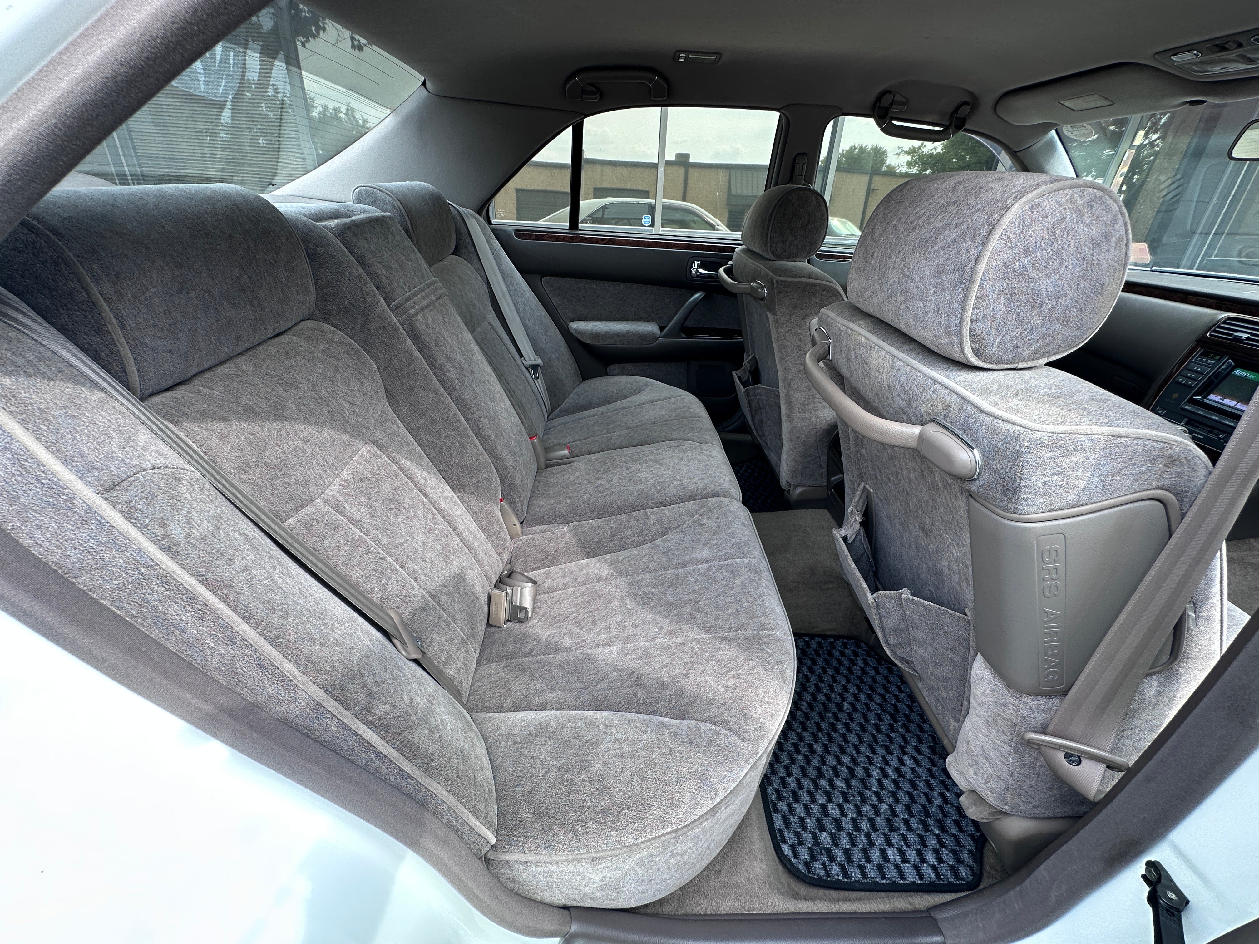 1997 Nissan Cima V8