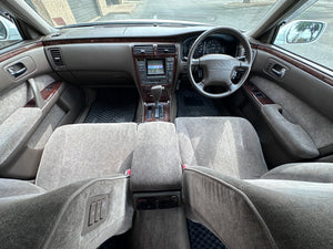 1997 Nissan Cima V8
