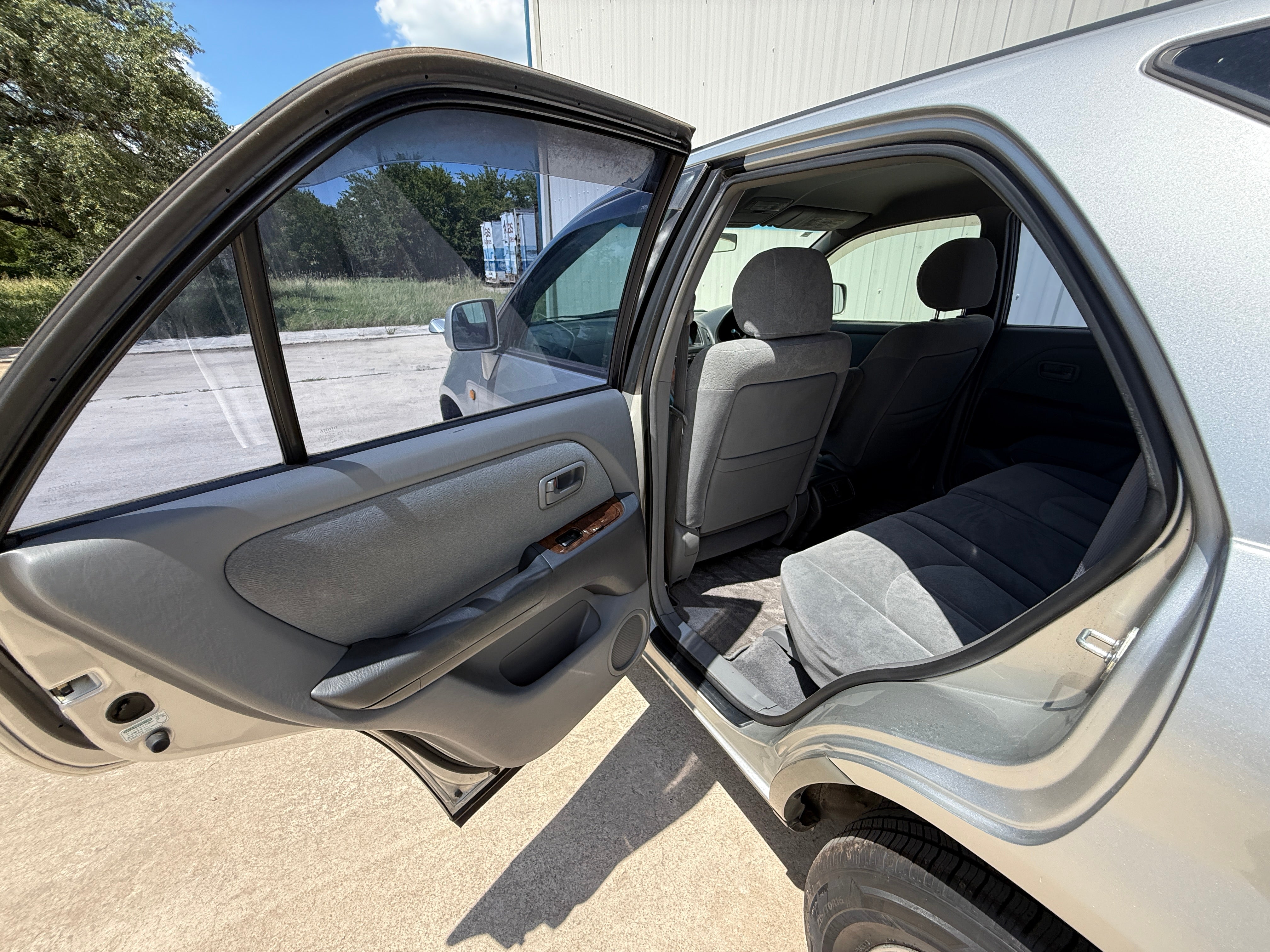 1998 Toyota Harrier Stk#12898