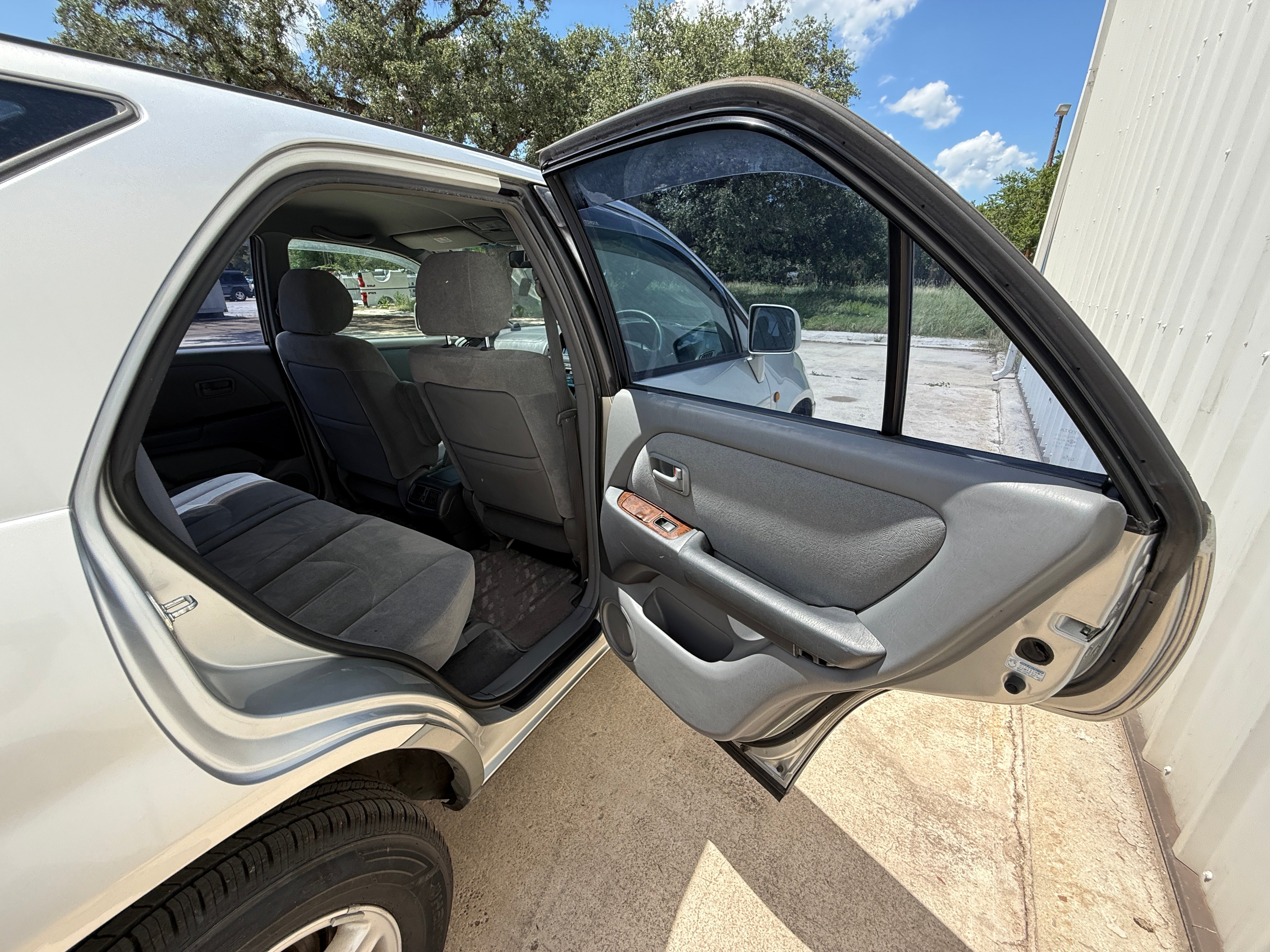 1998 Toyota Harrier Stk#12898