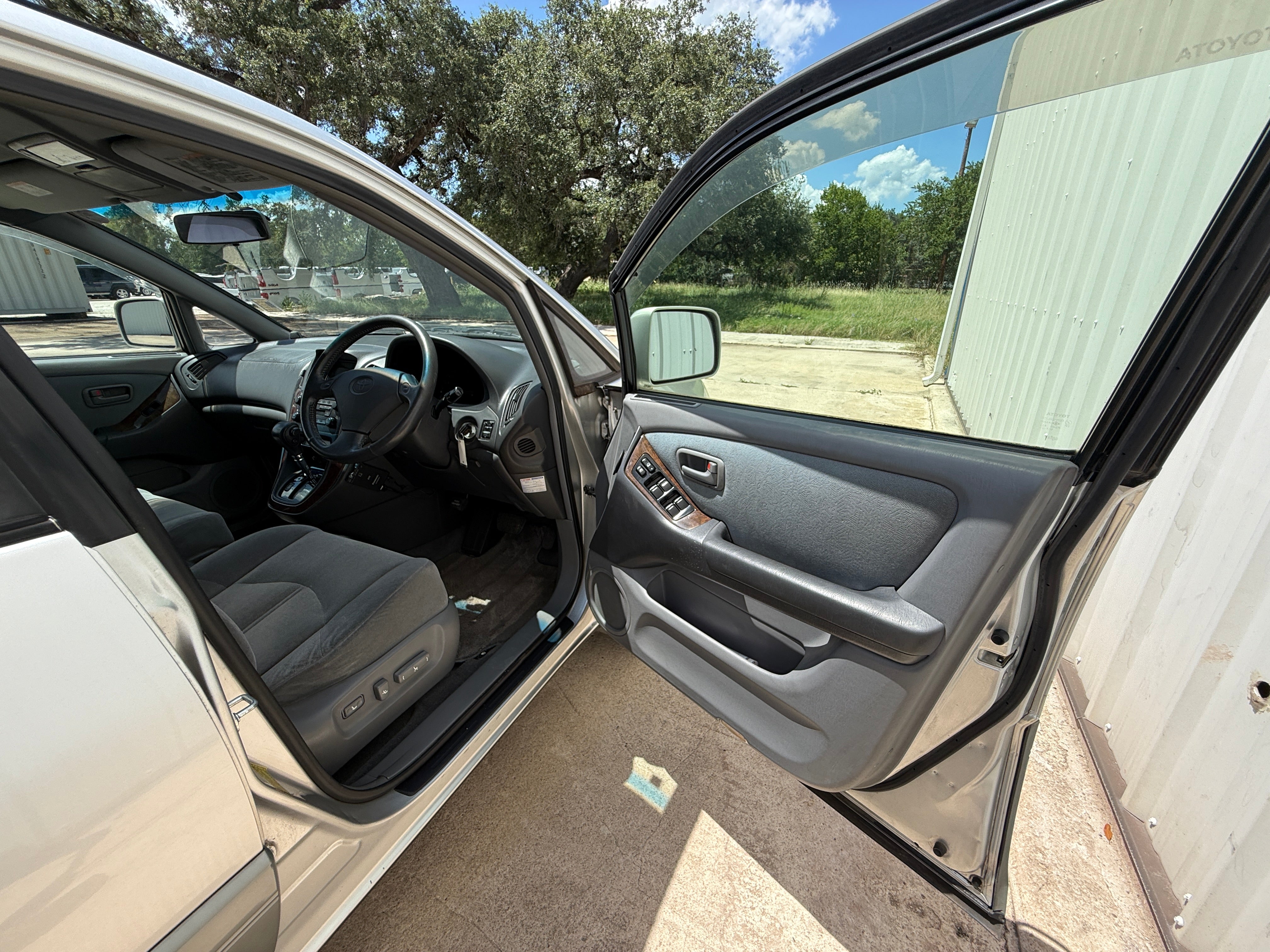 1998 Toyota Harrier Stk#12898