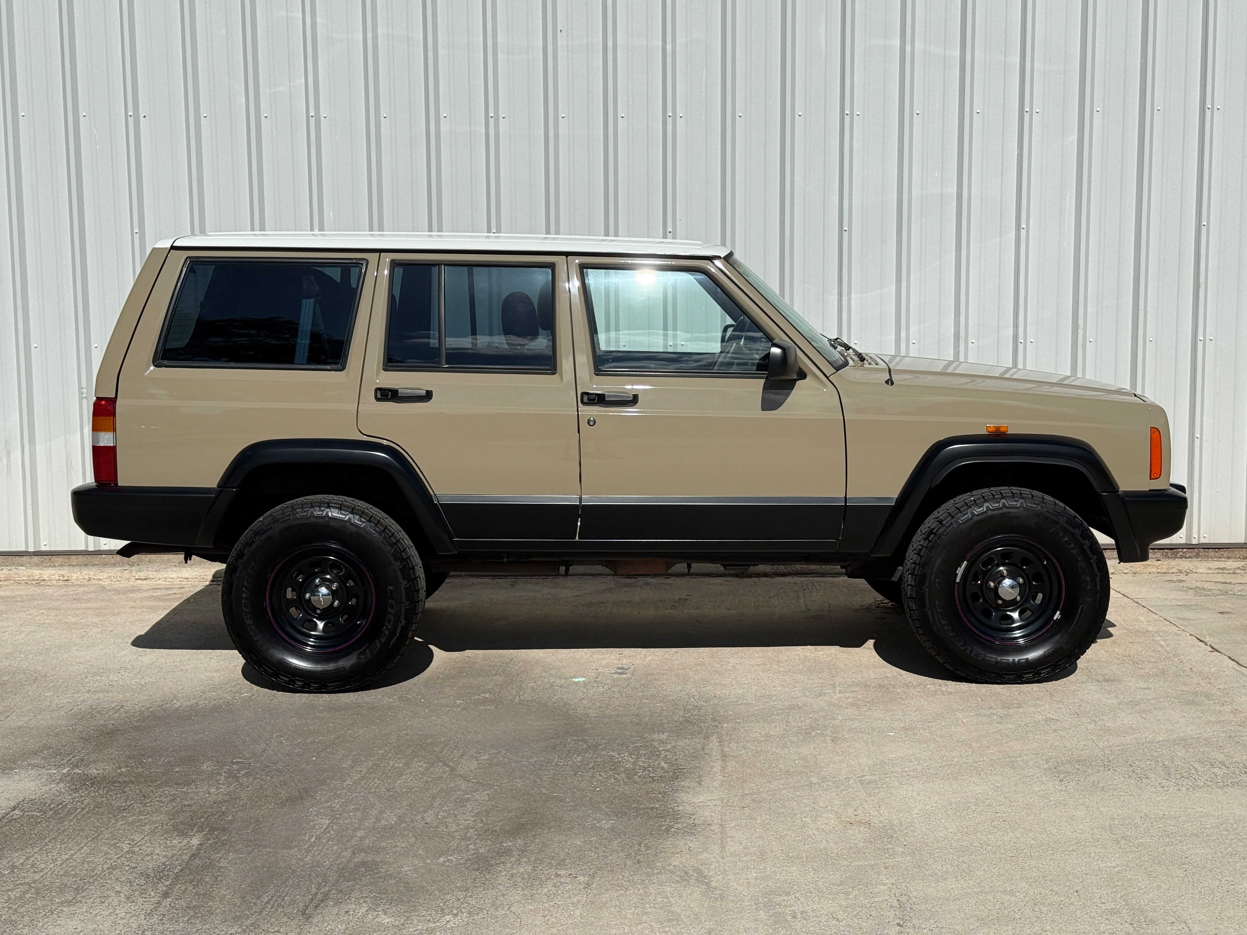 1999 Jeep Cherokee 4x4 4.0L Stk#12566
