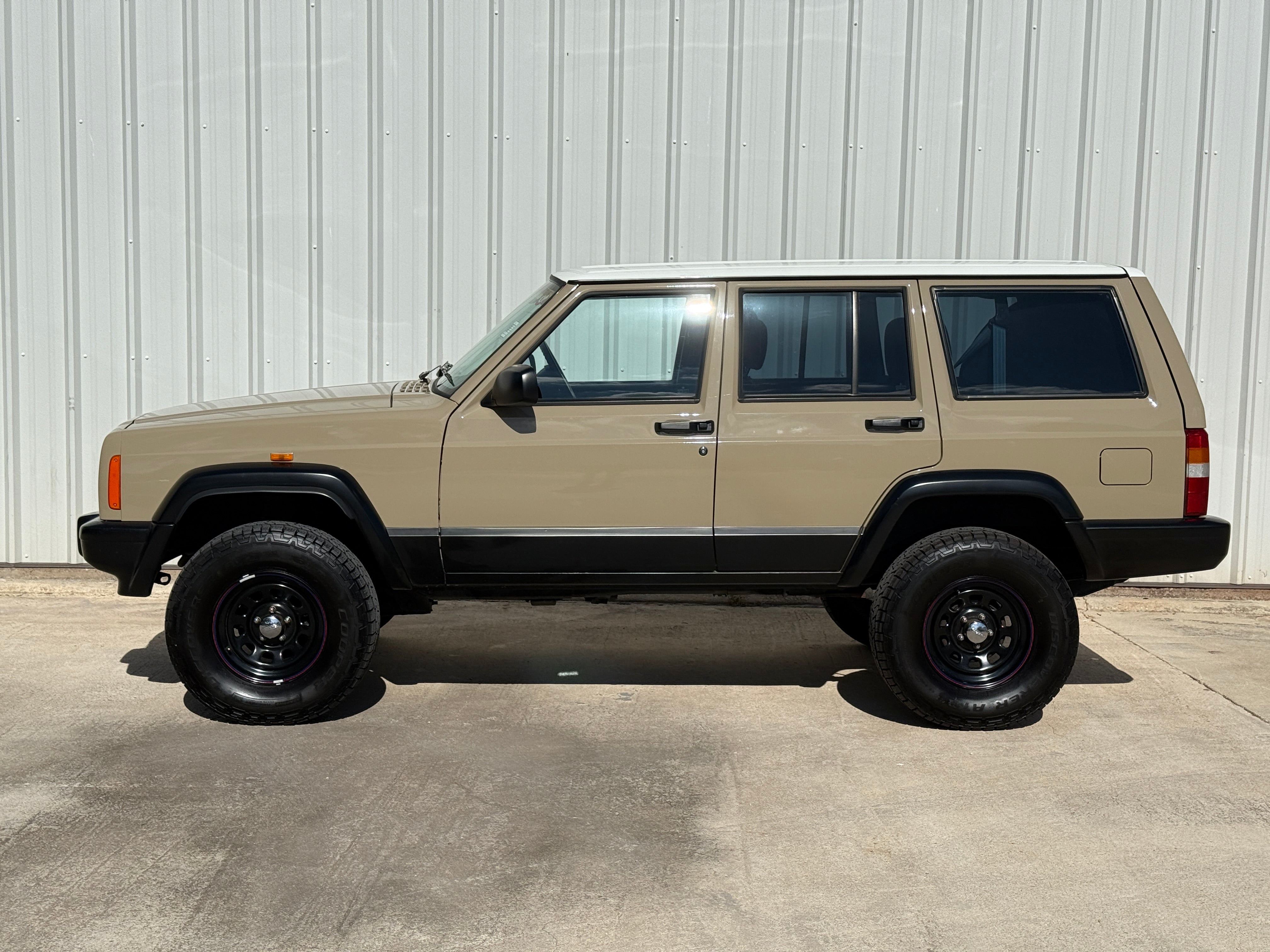 1999 Jeep Cherokee 4x4 4.0L Stk#12566