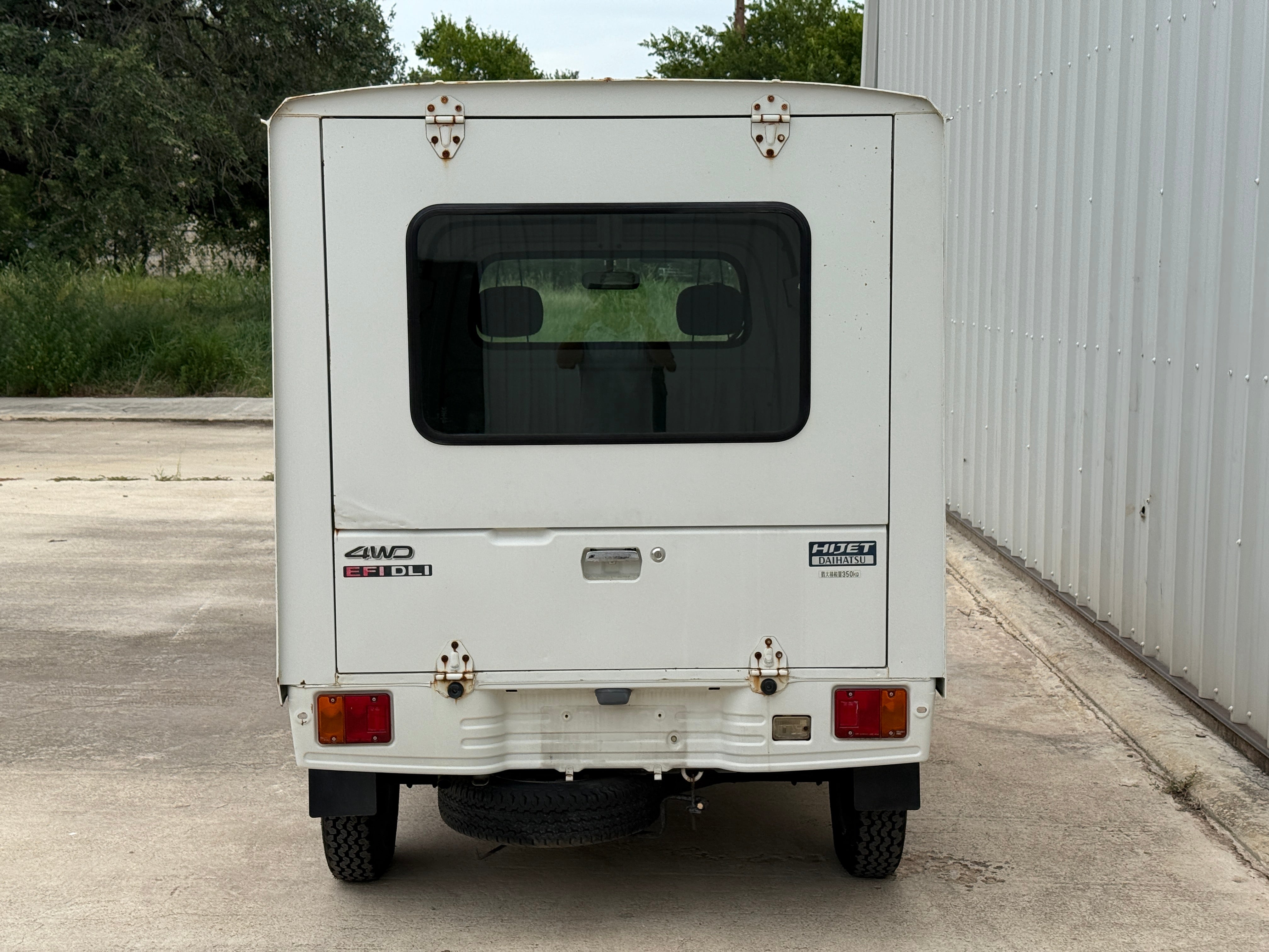 1999 Daihatsu Hijet 4WD Box Truck Stk#13105