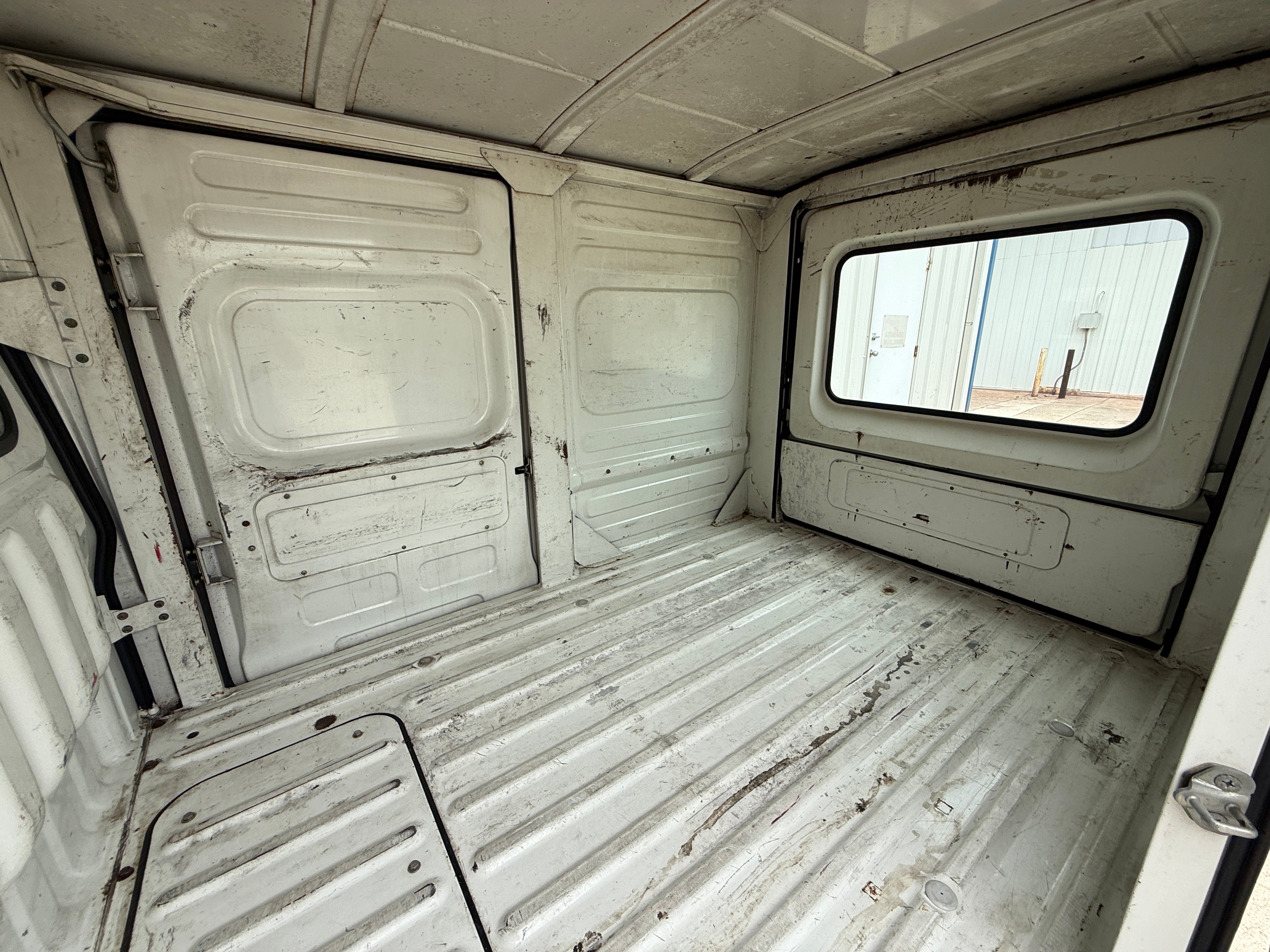 1999 Daihatsu Hijet 4WD Box Truck Stk#13105
