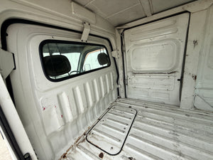 1999 Daihatsu Hijet 4WD Box Truck Stk#13105
