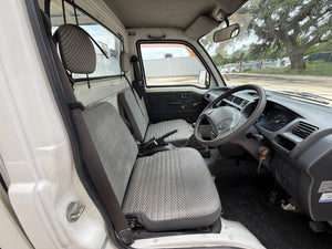 1999 Daihatsu Hijet 4WD Box Truck Stk#13105