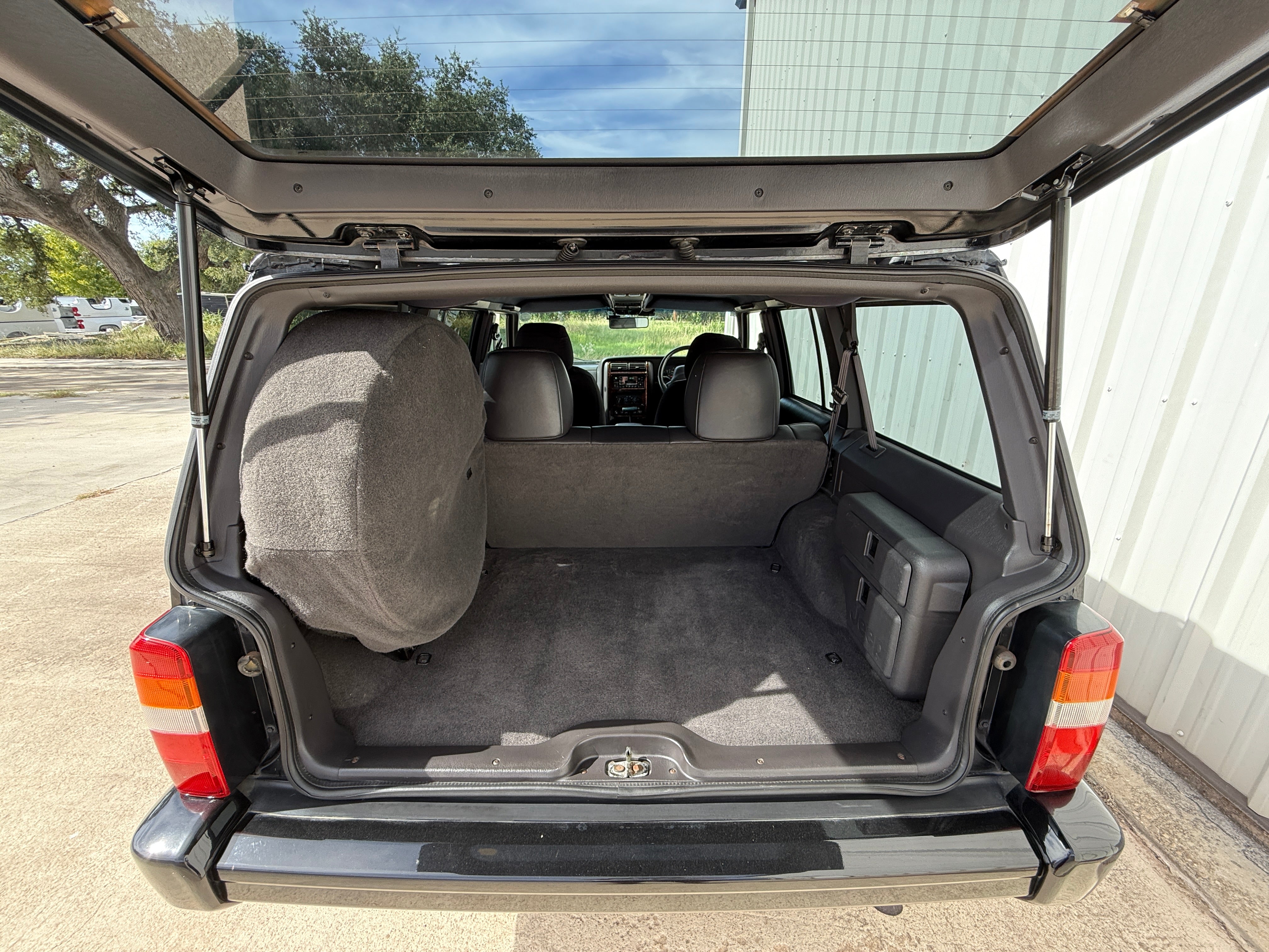 2000 Jeep Cherokee 4x4 4.0L Stk#12684