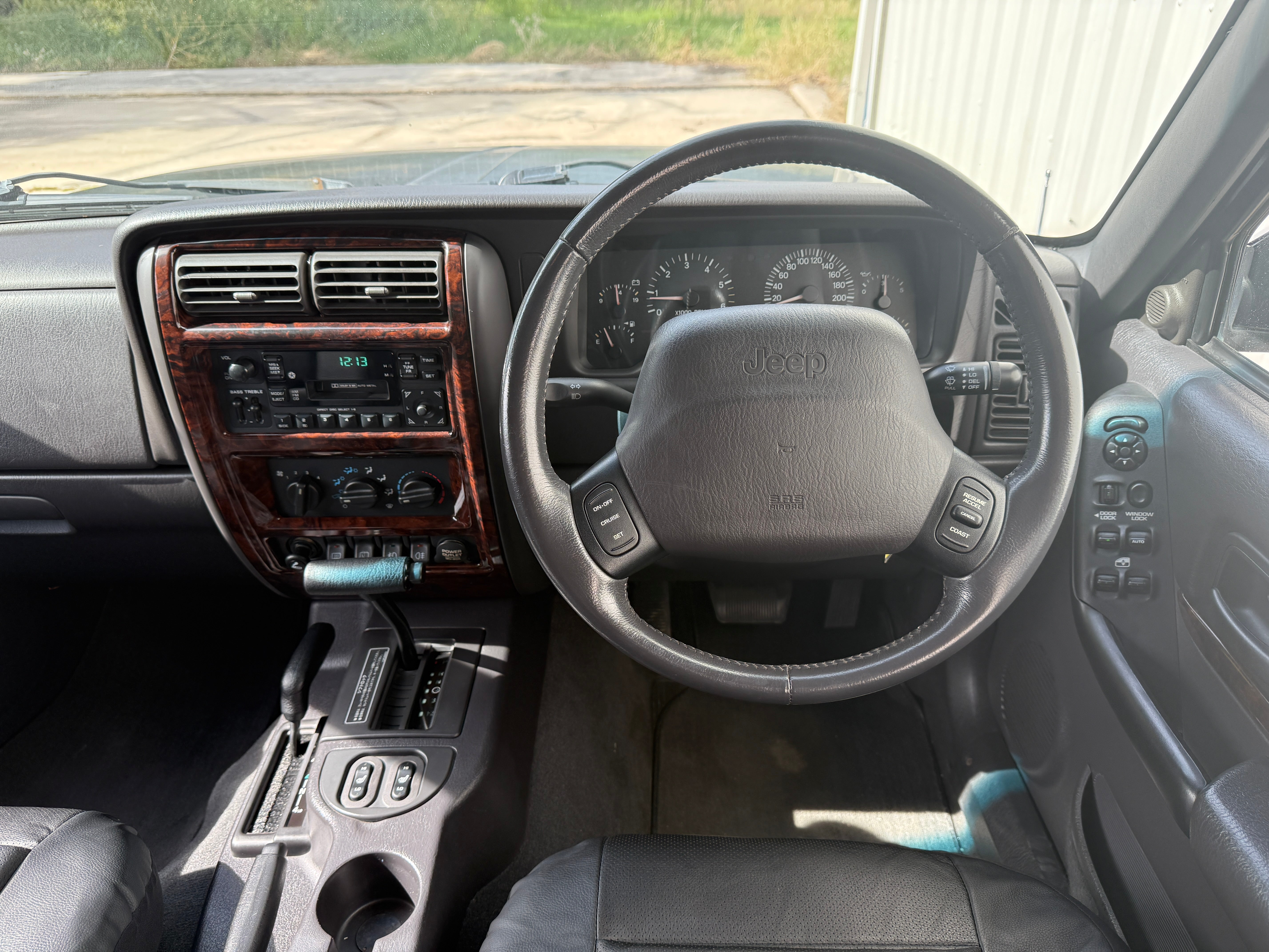 2000 Jeep Cherokee 4x4 4.0L Stk#12684