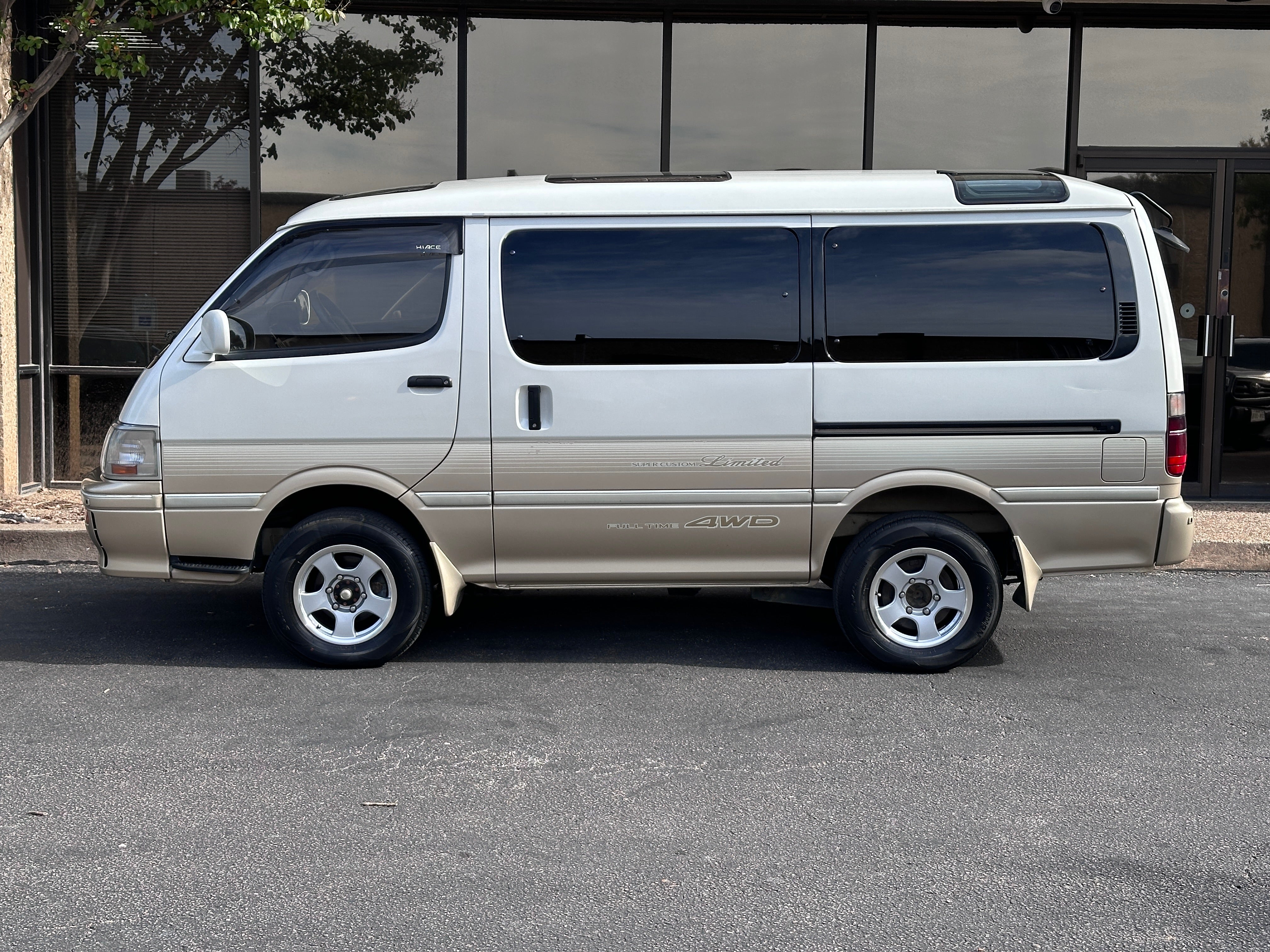 1995 Toyota Hiace Super Custom Limited Diesel 4x4