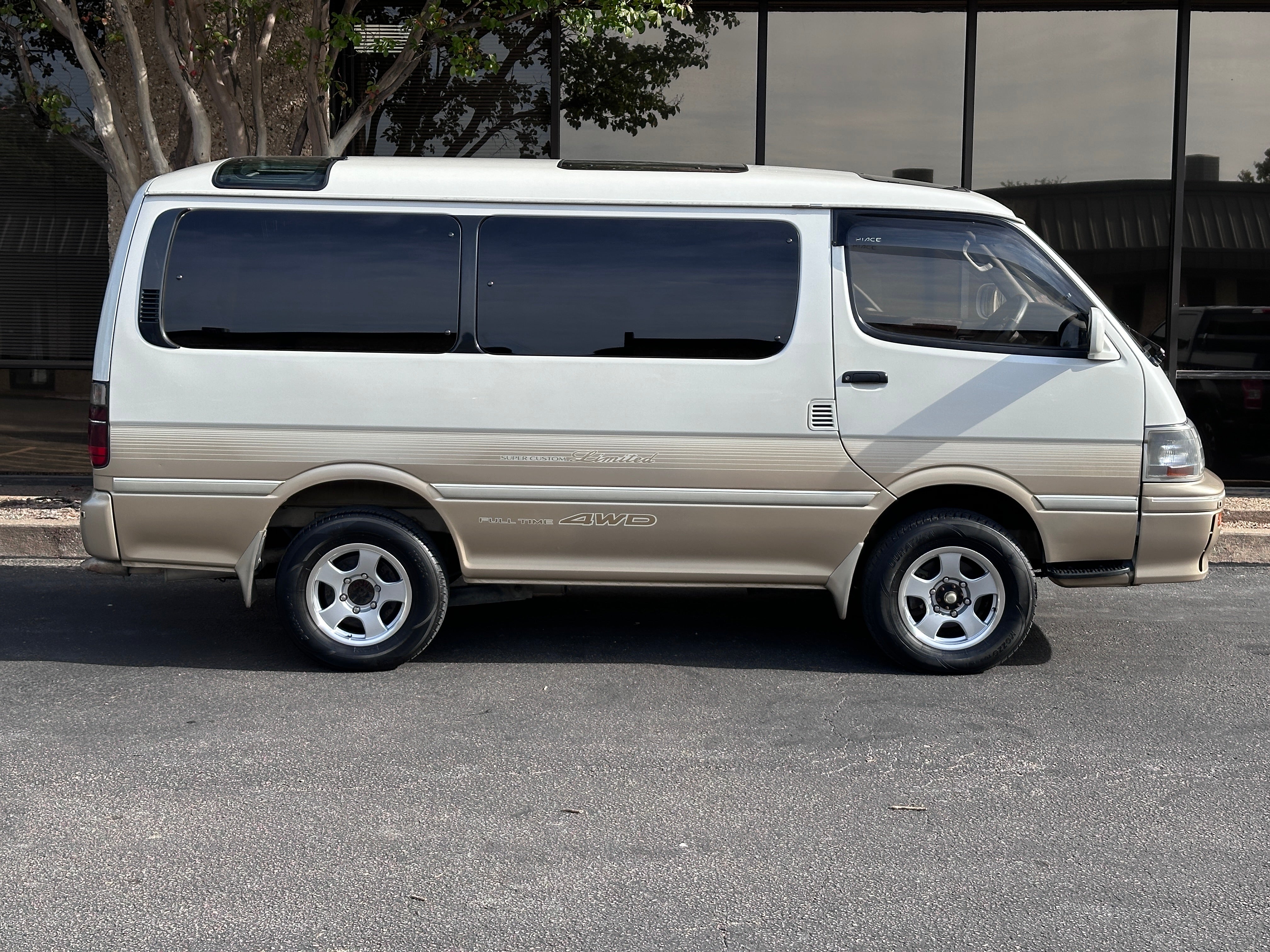 1995 Toyota Hiace Super Custom Limited Diesel 4x4